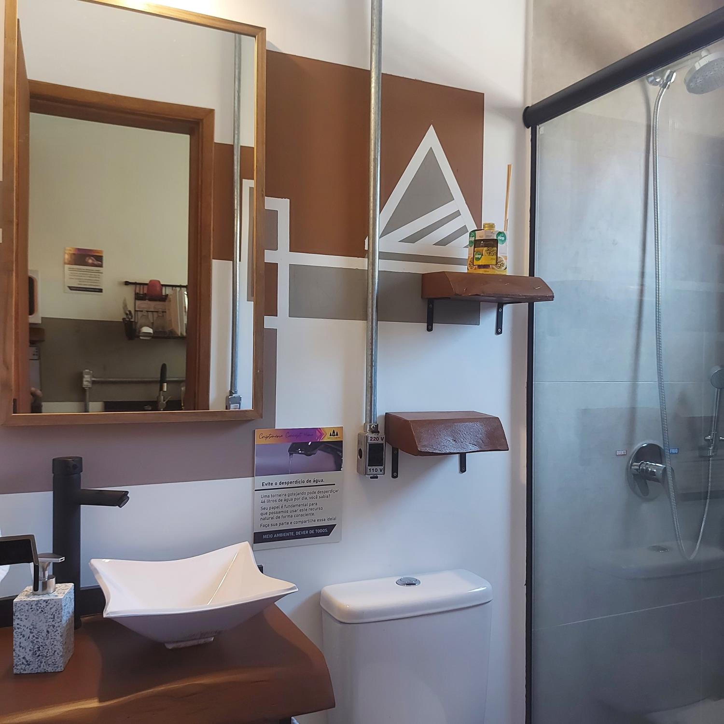 Criptoméria Concept Home - O seu Studio nas Montanhas.