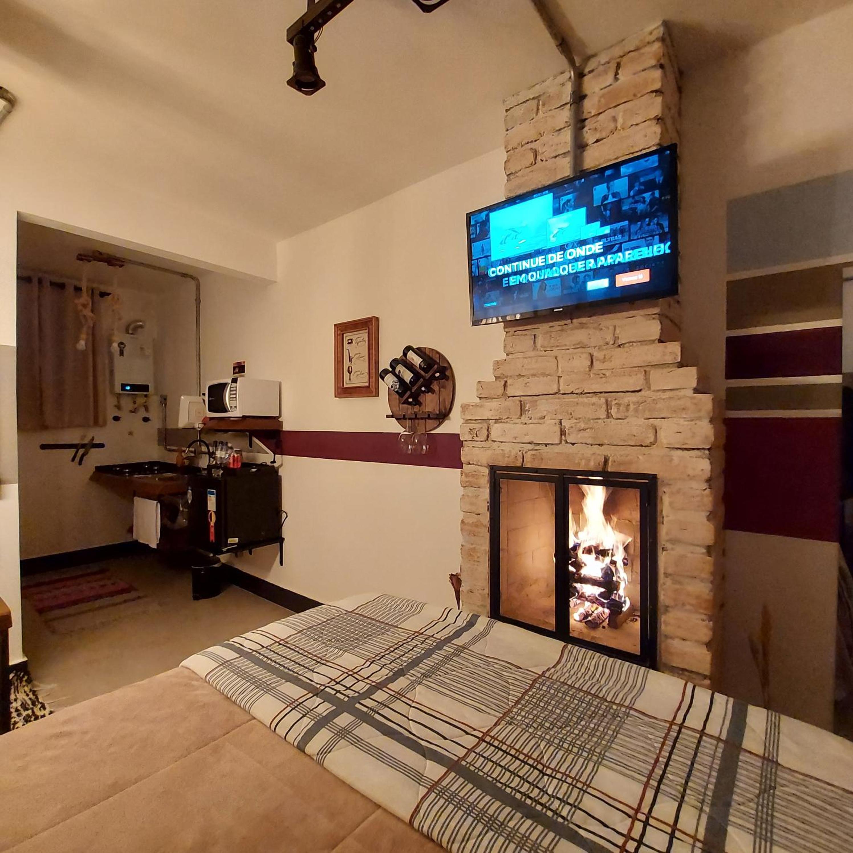 Criptoméria Concept Home - O seu Studio nas Montanhas.