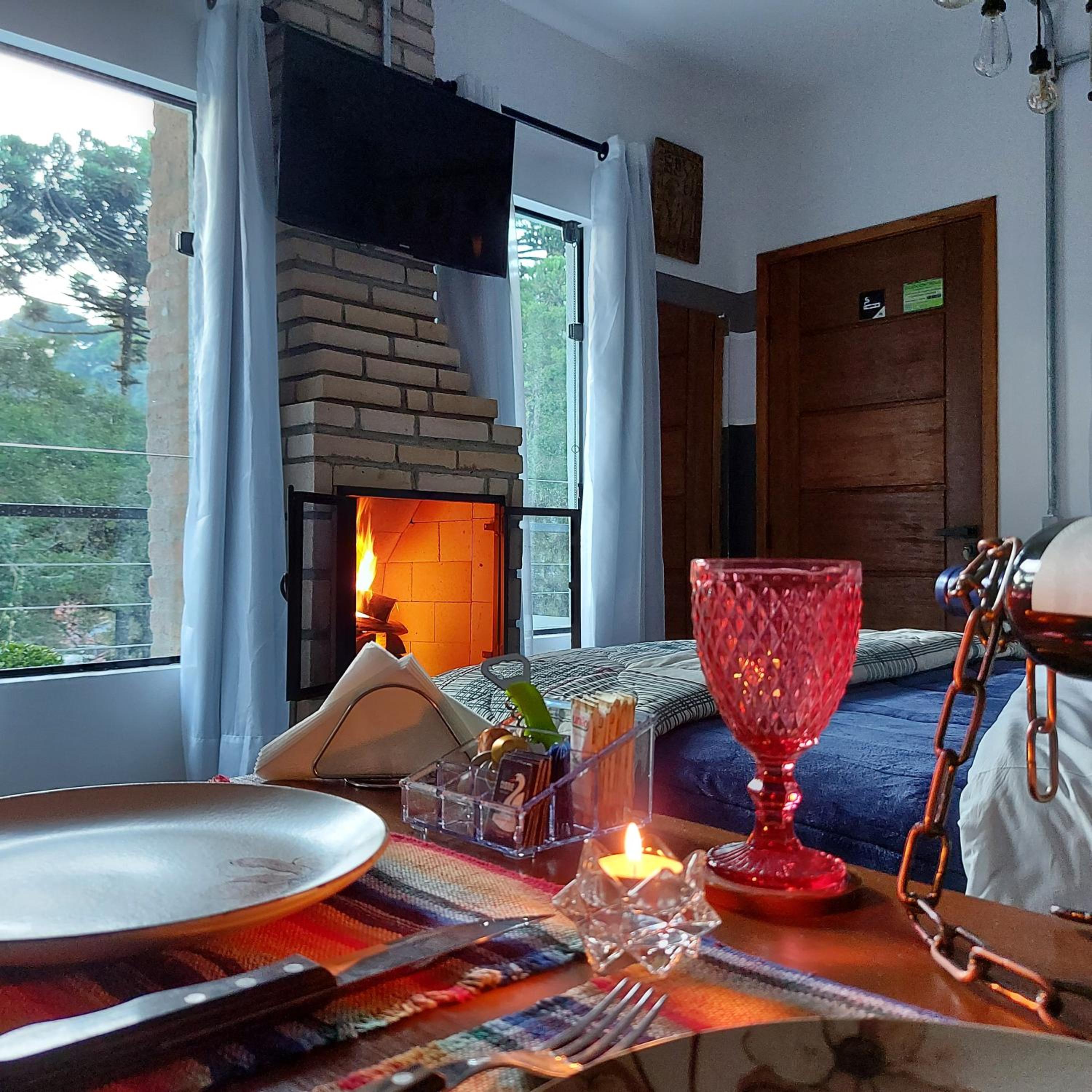 Criptoméria Concept Home - O seu Studio nas Montanhas.
