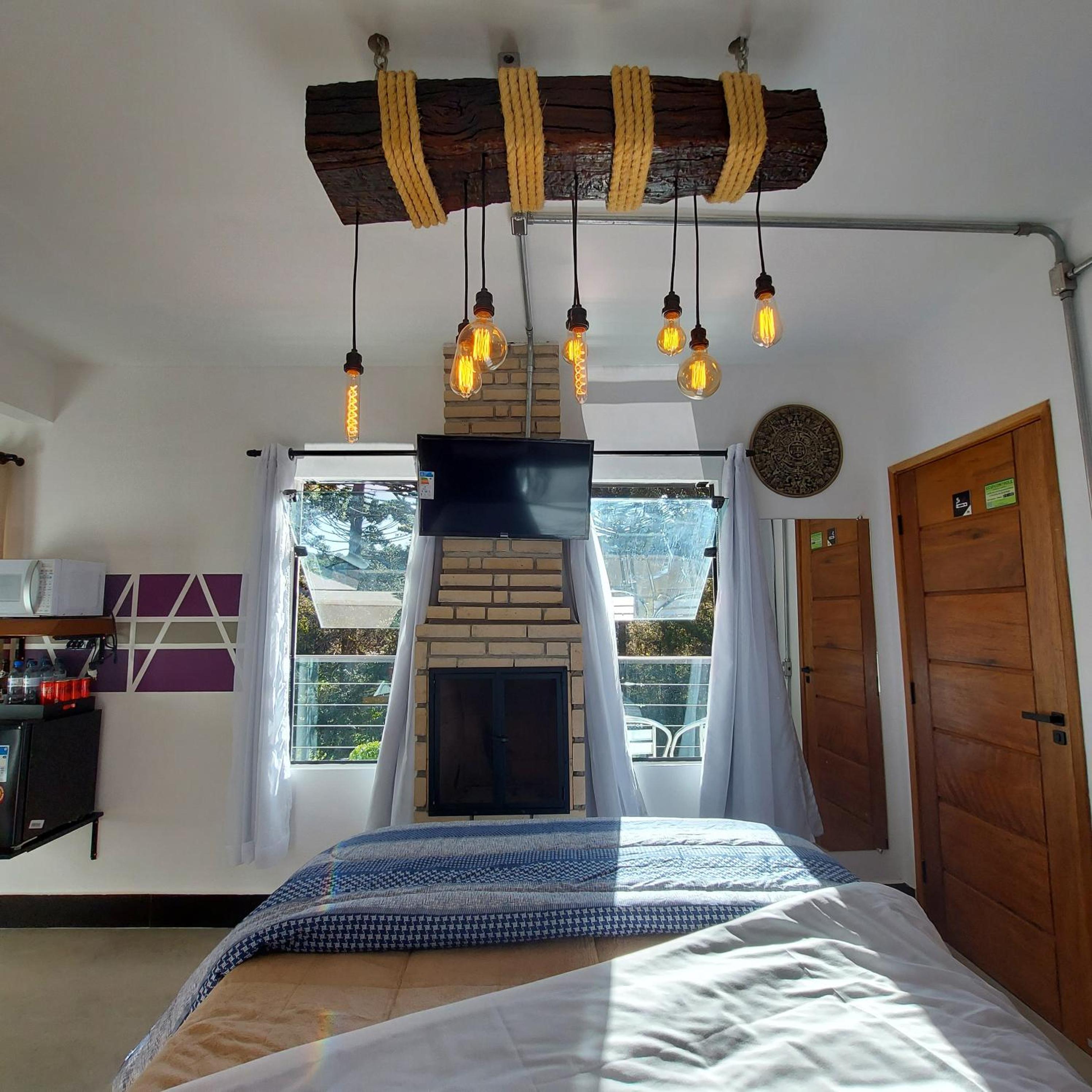 Criptoméria Concept Home - O seu Studio nas Montanhas.