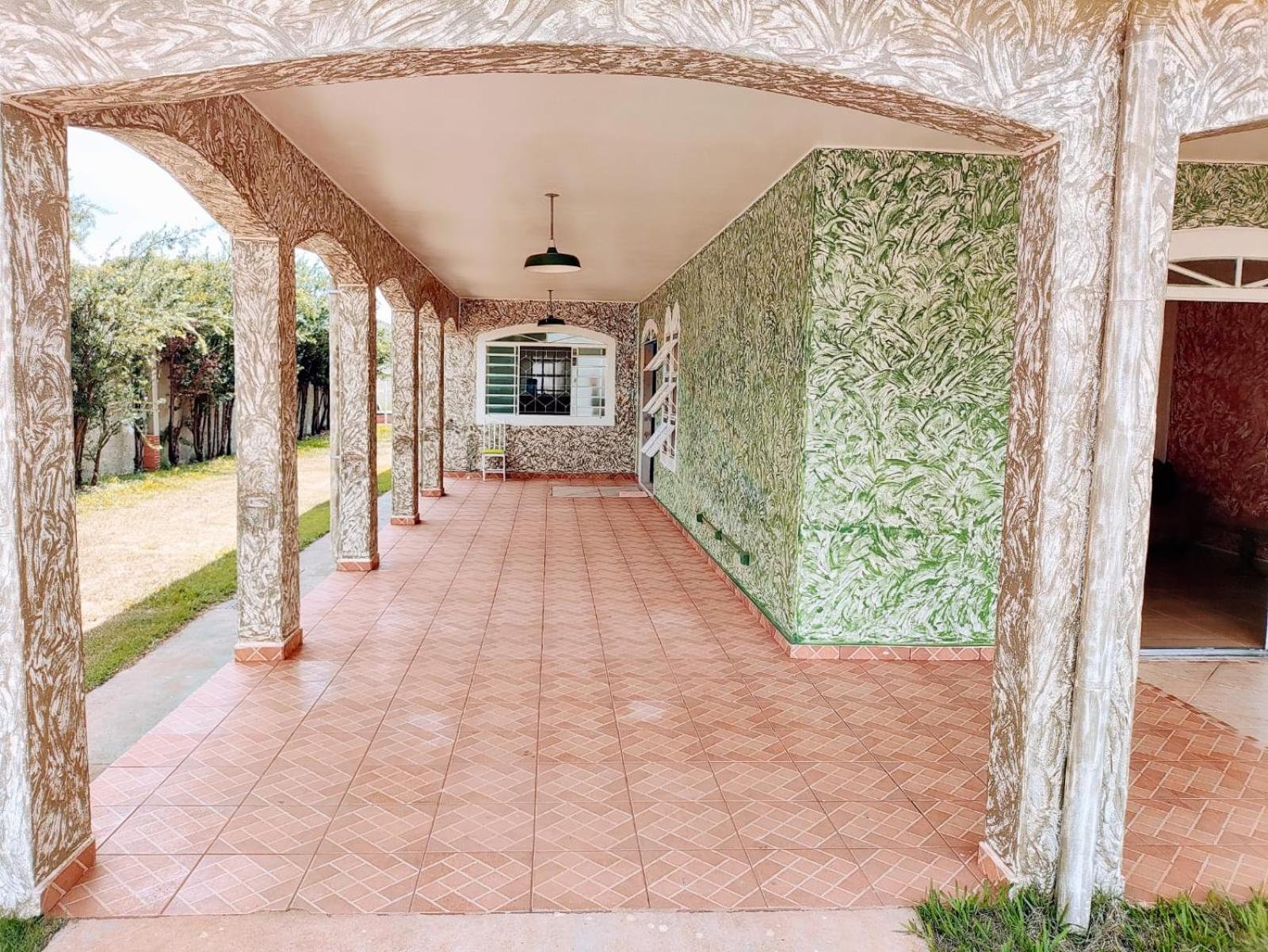 Casa com piscina - Canto do Sábia