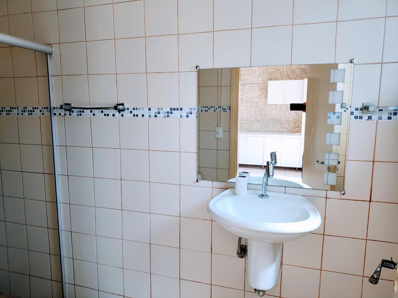 Casa com piscina - Canto do Sábia
