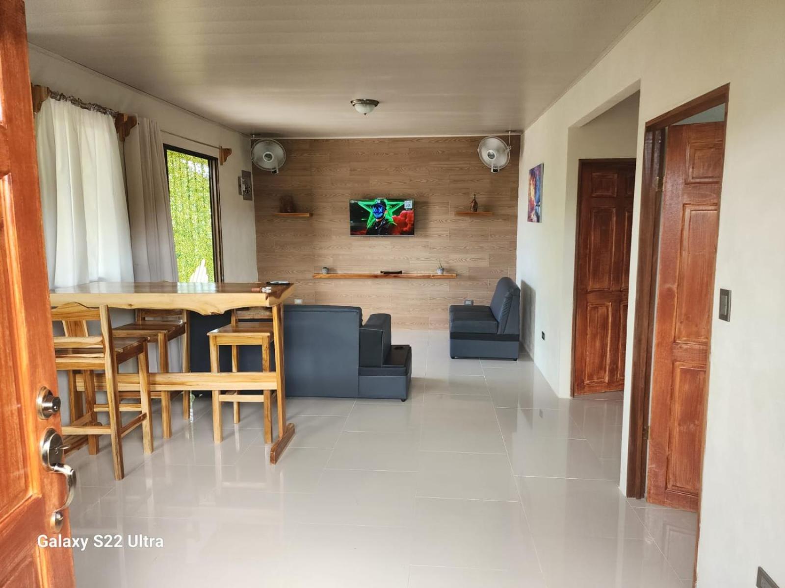 Peluza's place