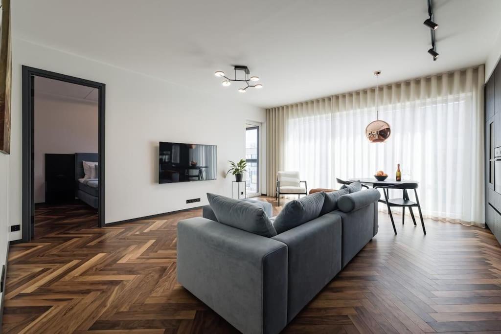 Hilltop Apartments - Luxurious Sea View Apartments
