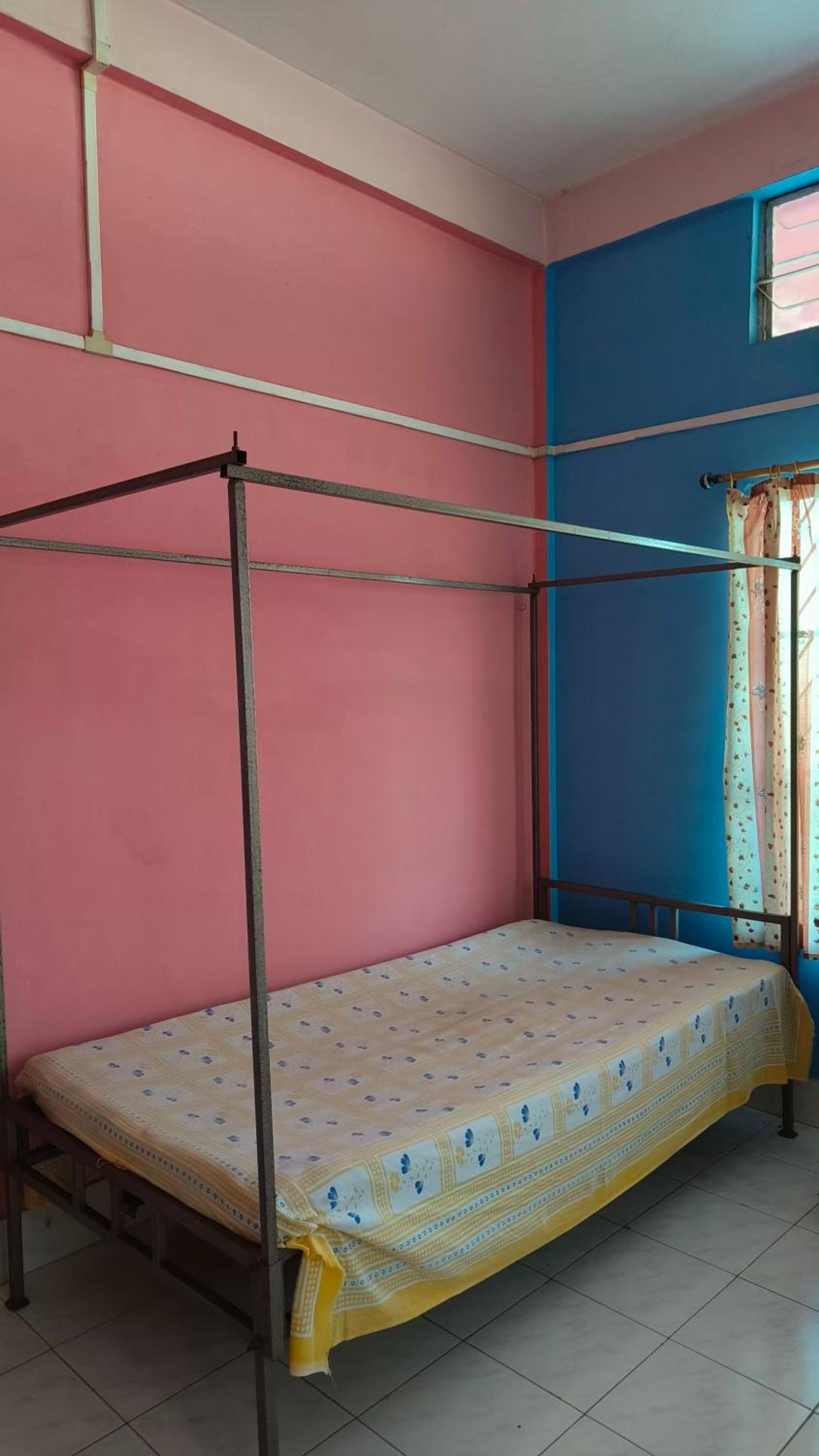 Hostel with Homestay - Backpackers view 2