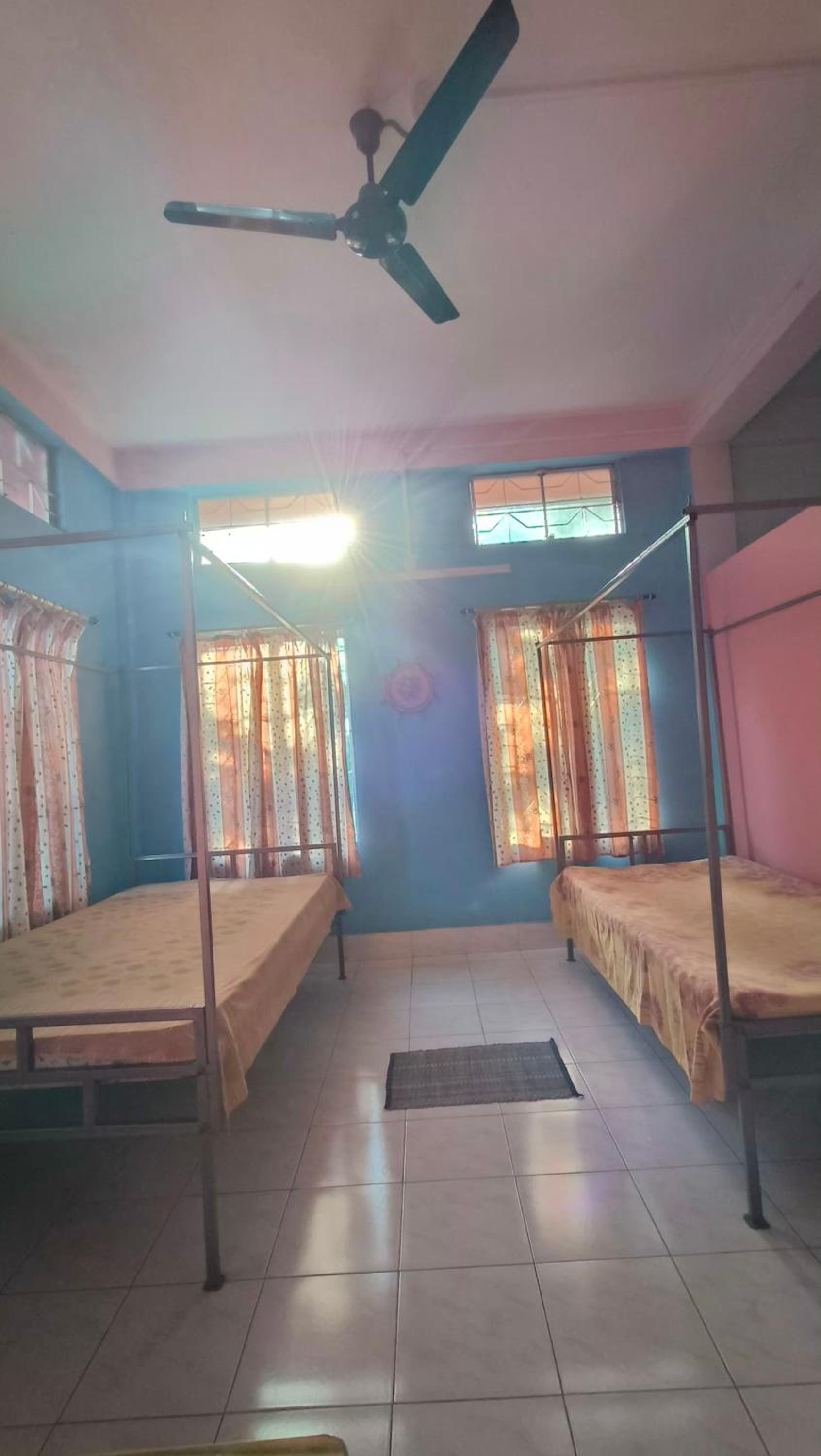 Hostel with Homestay - Backpackers view 3