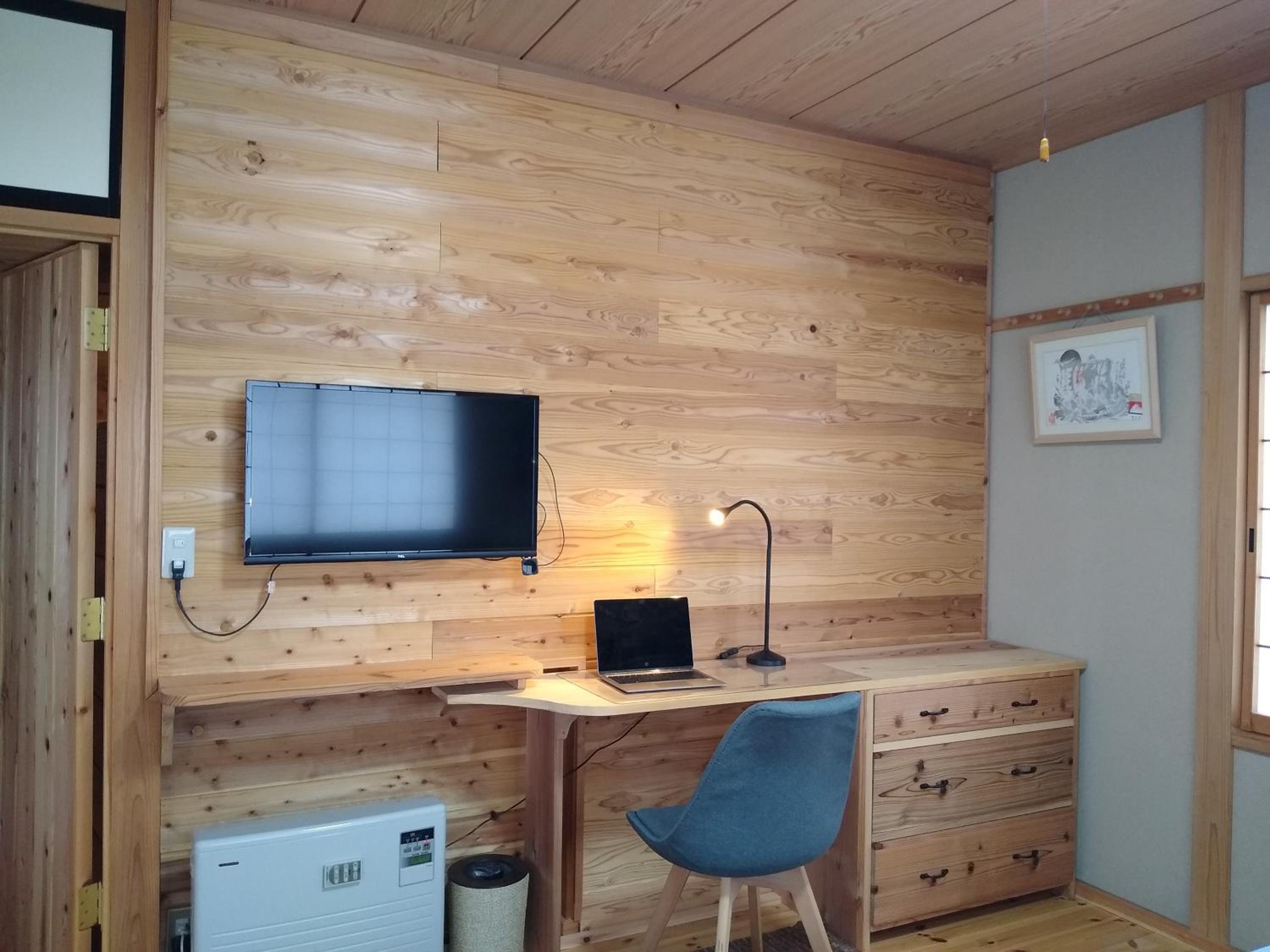 Robin's Lodge