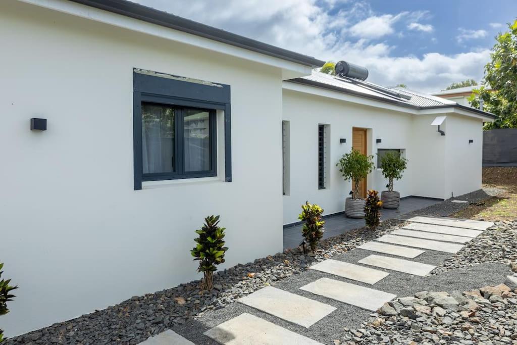 Villa CANELLE FWI 4 Étoiles piscine jacuzzi beach surf