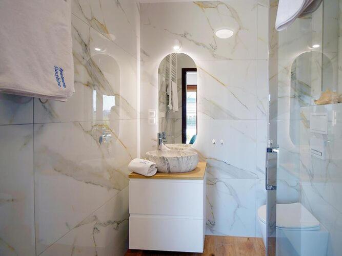Comfortable and spacious holiday home, Mielenko