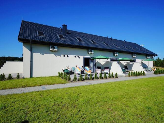 Comfortable and spacious holiday home, Mielenko