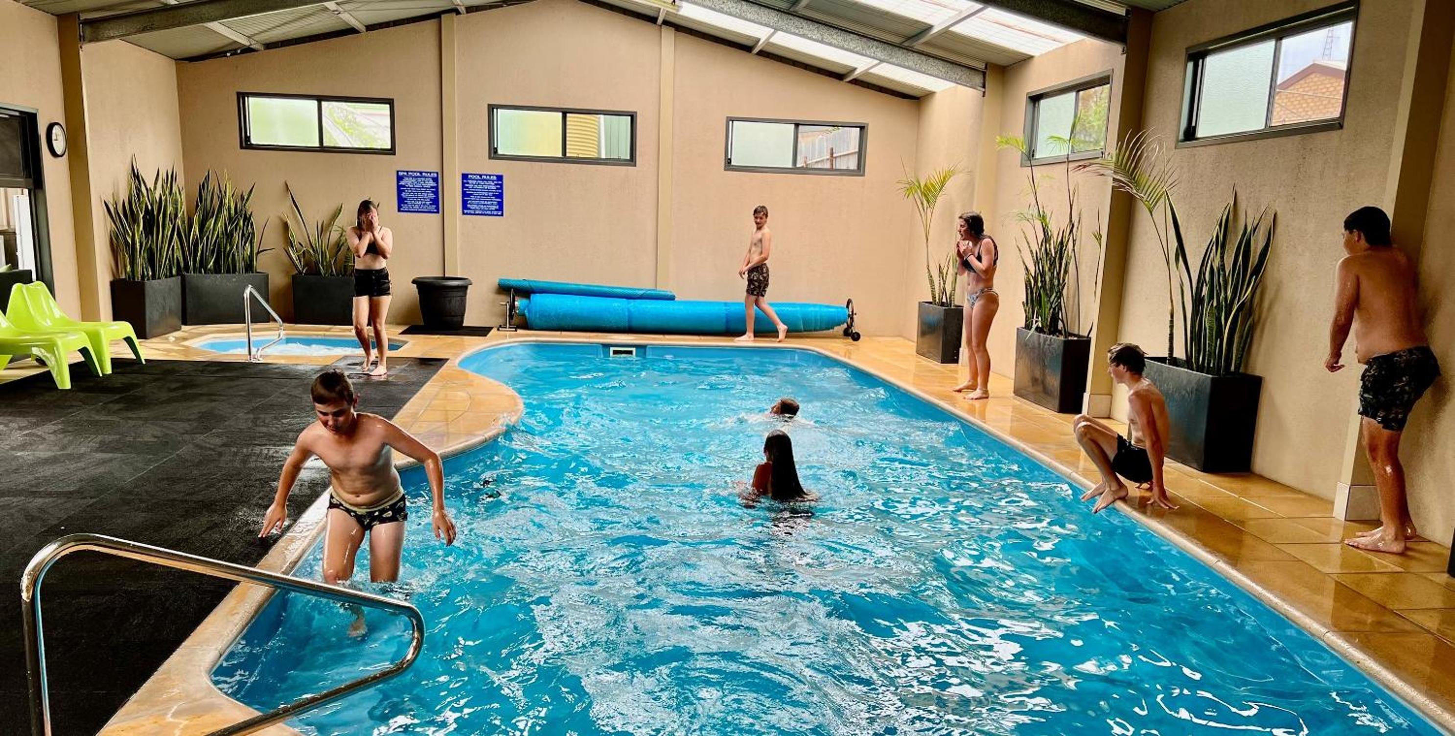 Streaky Bay Motel and Villas