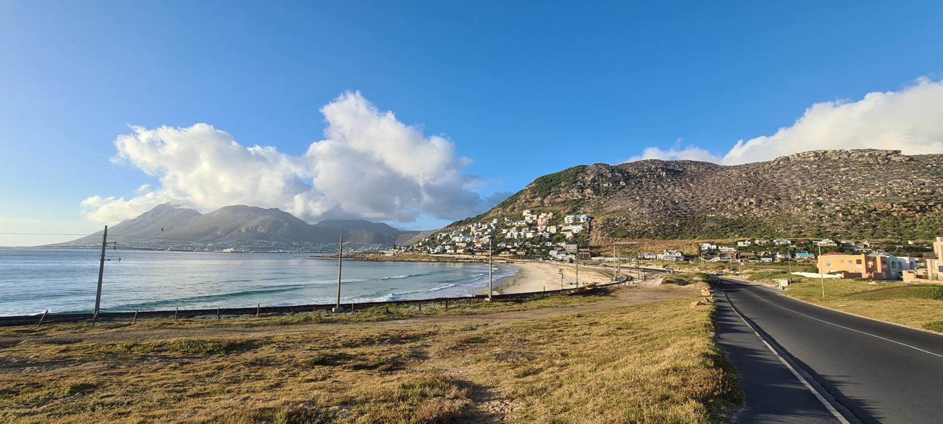 Stunning house in Glencairn, Simon's Town view 5