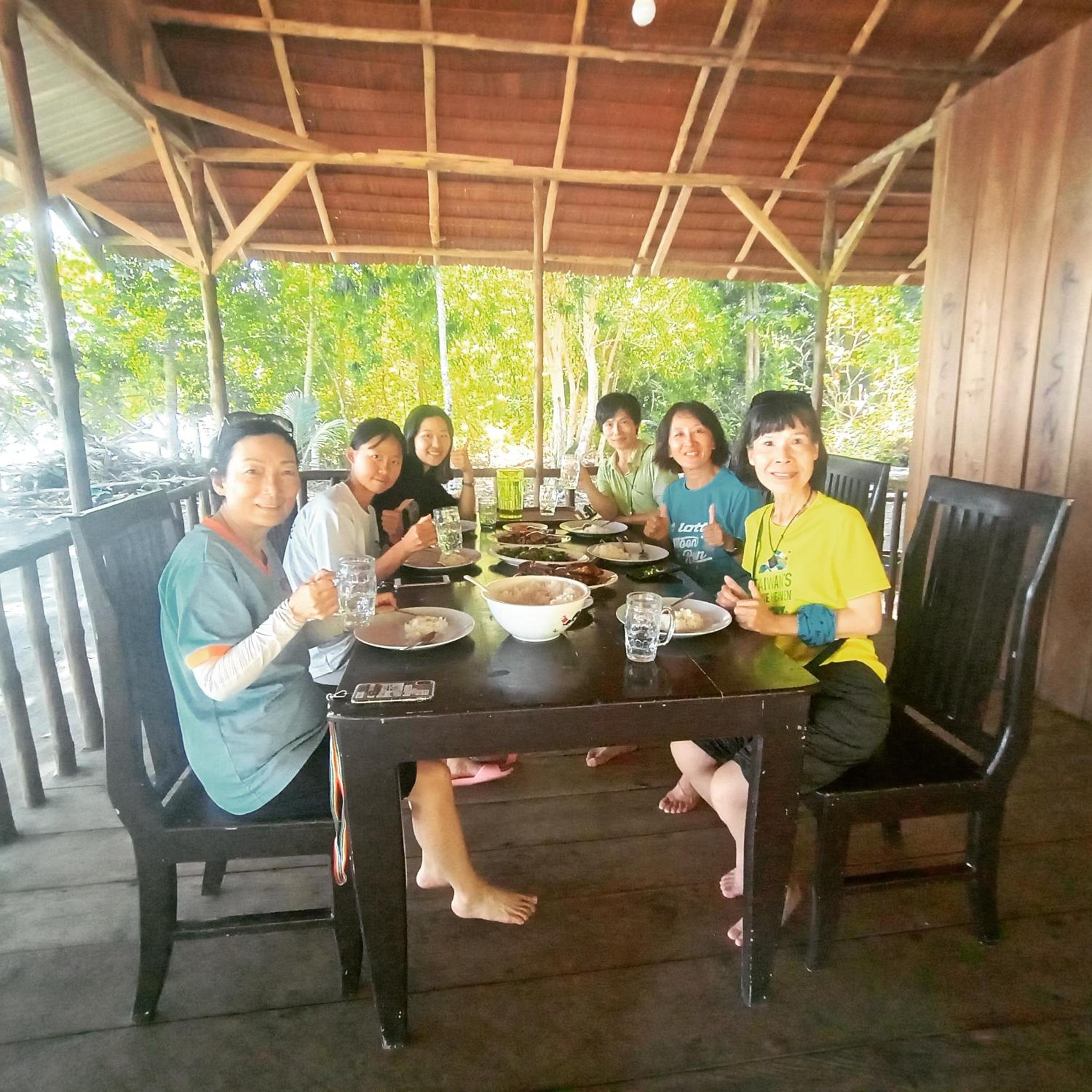 Tanjung Kalemo Resort