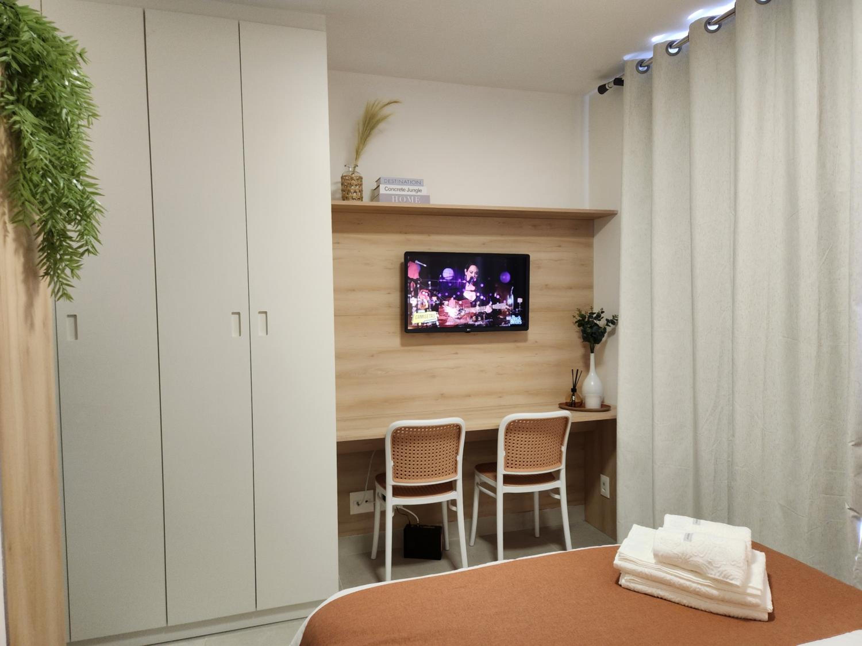 Studio Charmoso e Totalmente Equipado na Vila Madalena - A 20 Passos do Metrô