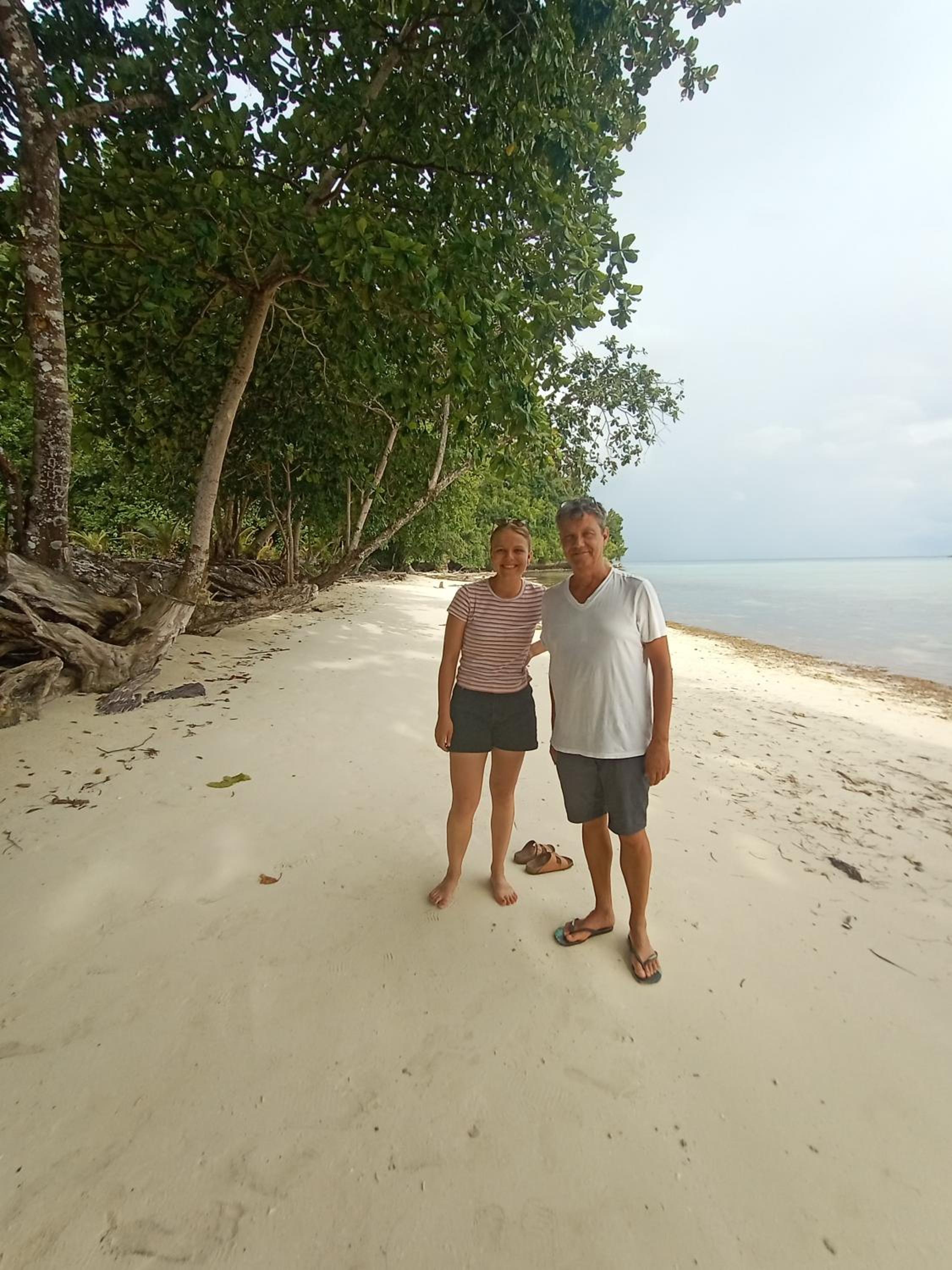 Tanjung Kalemo Resort