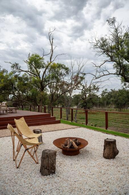 Parcoola Retreats secluded waterfront home