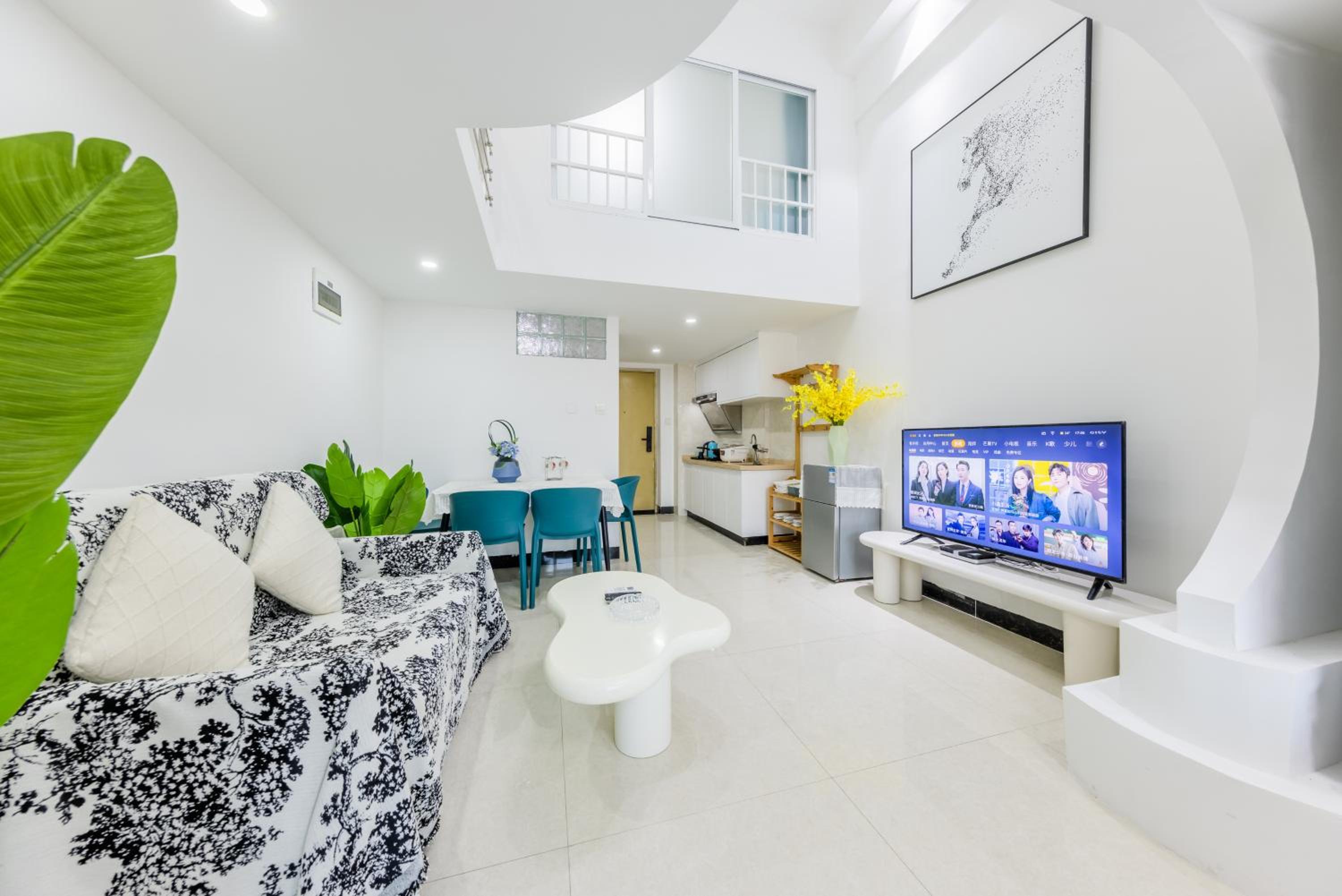 Lavendar Duplex Apartment