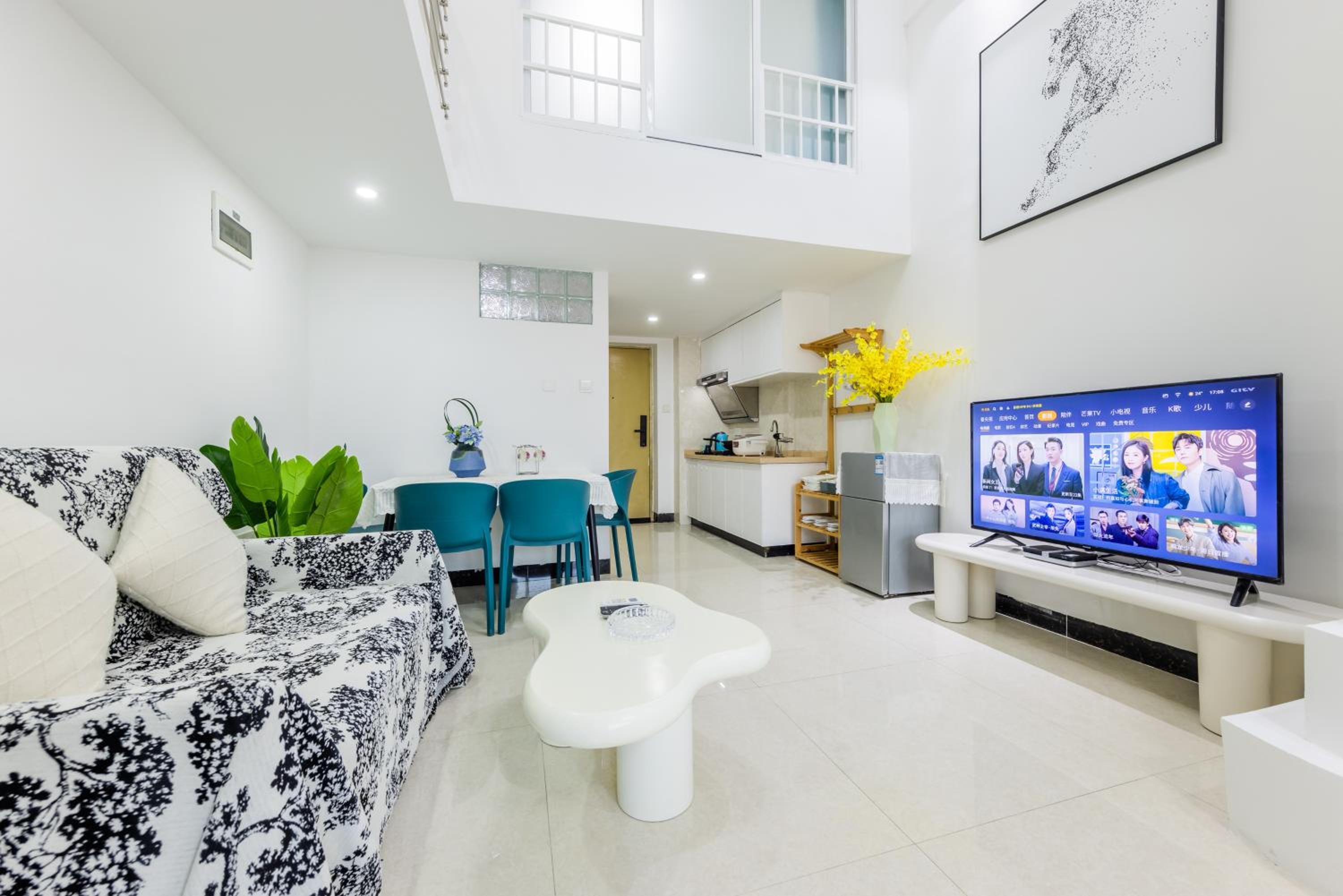 Lavendar Duplex Apartment