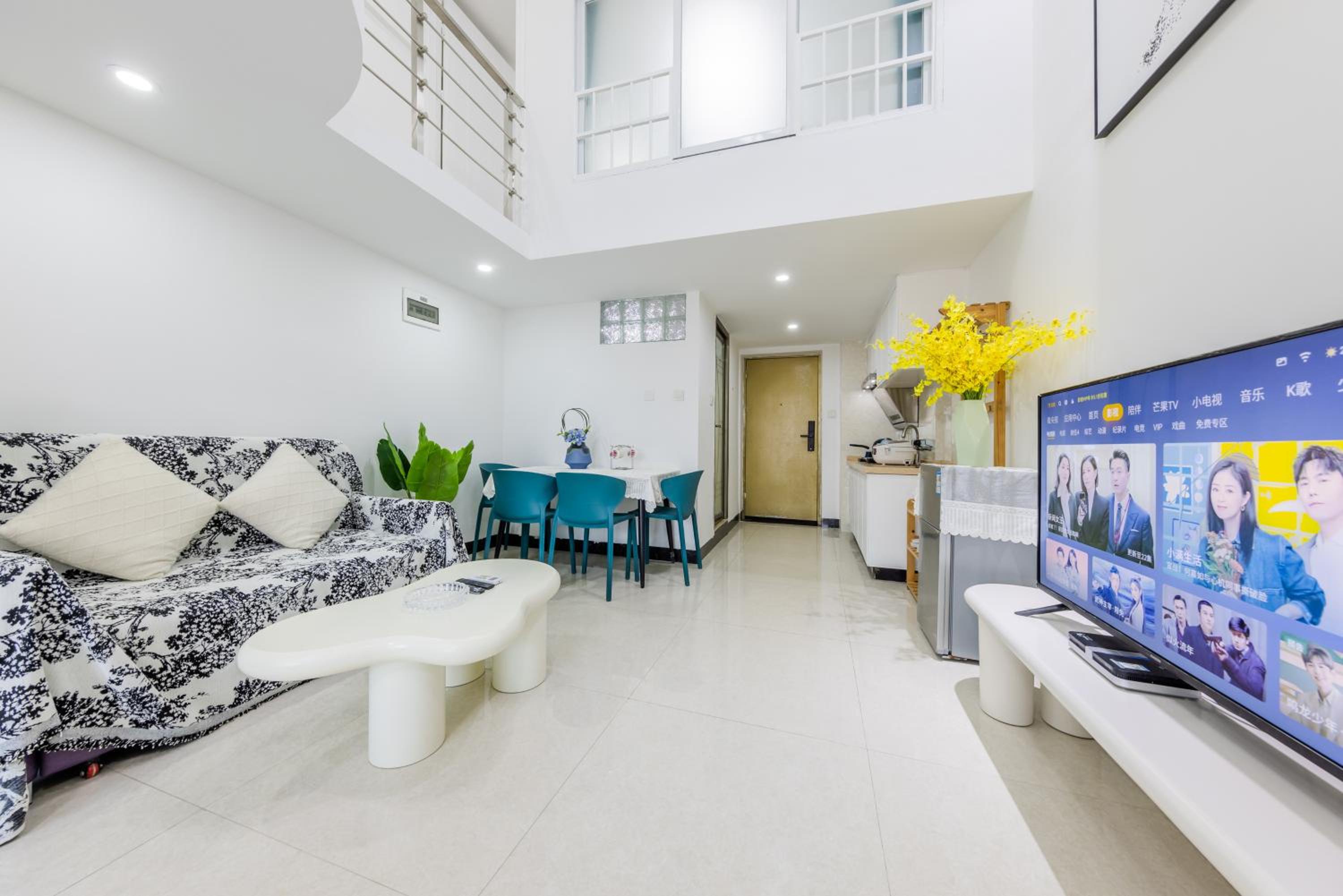 Lavendar Duplex Apartment