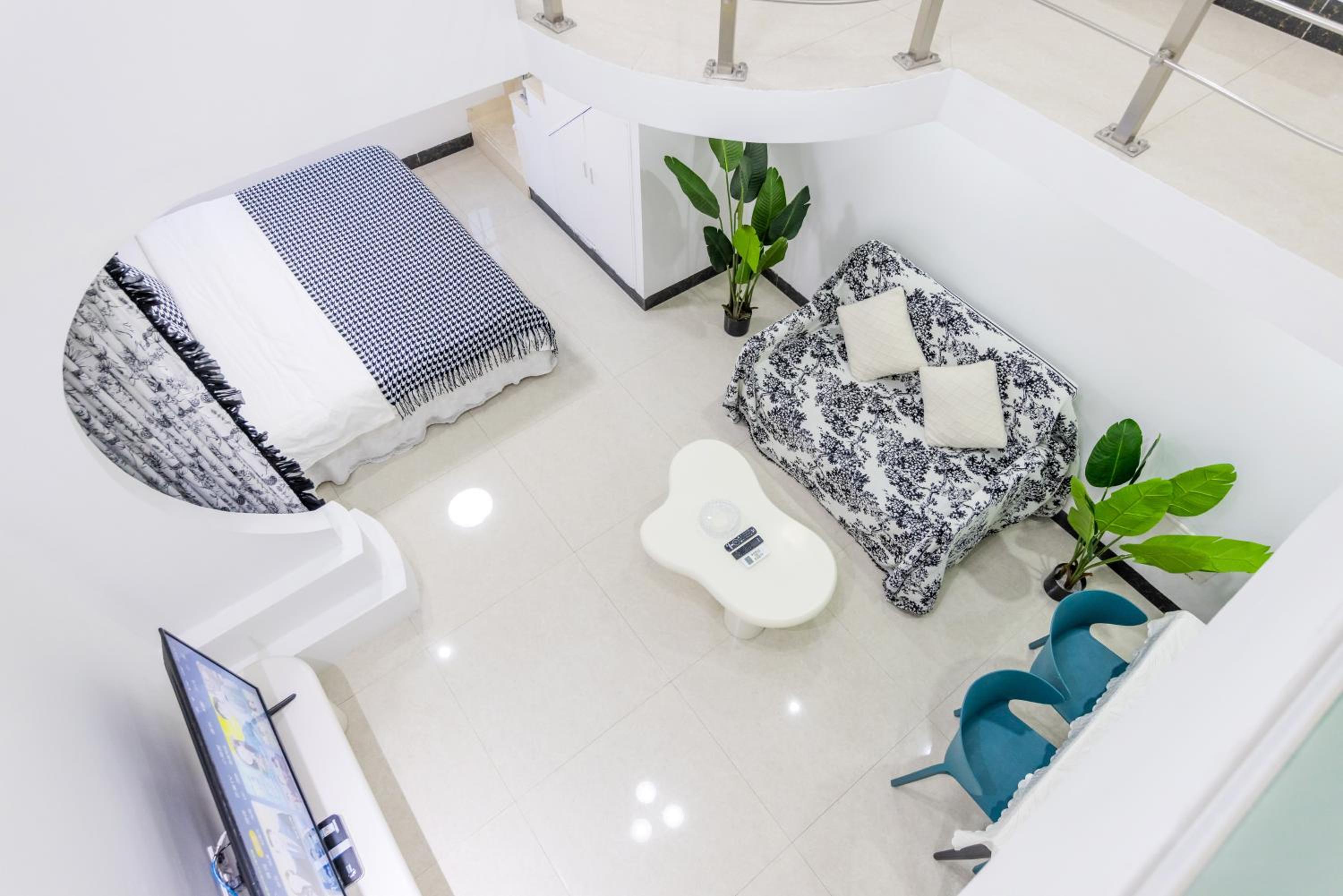 Lavendar Duplex Apartment