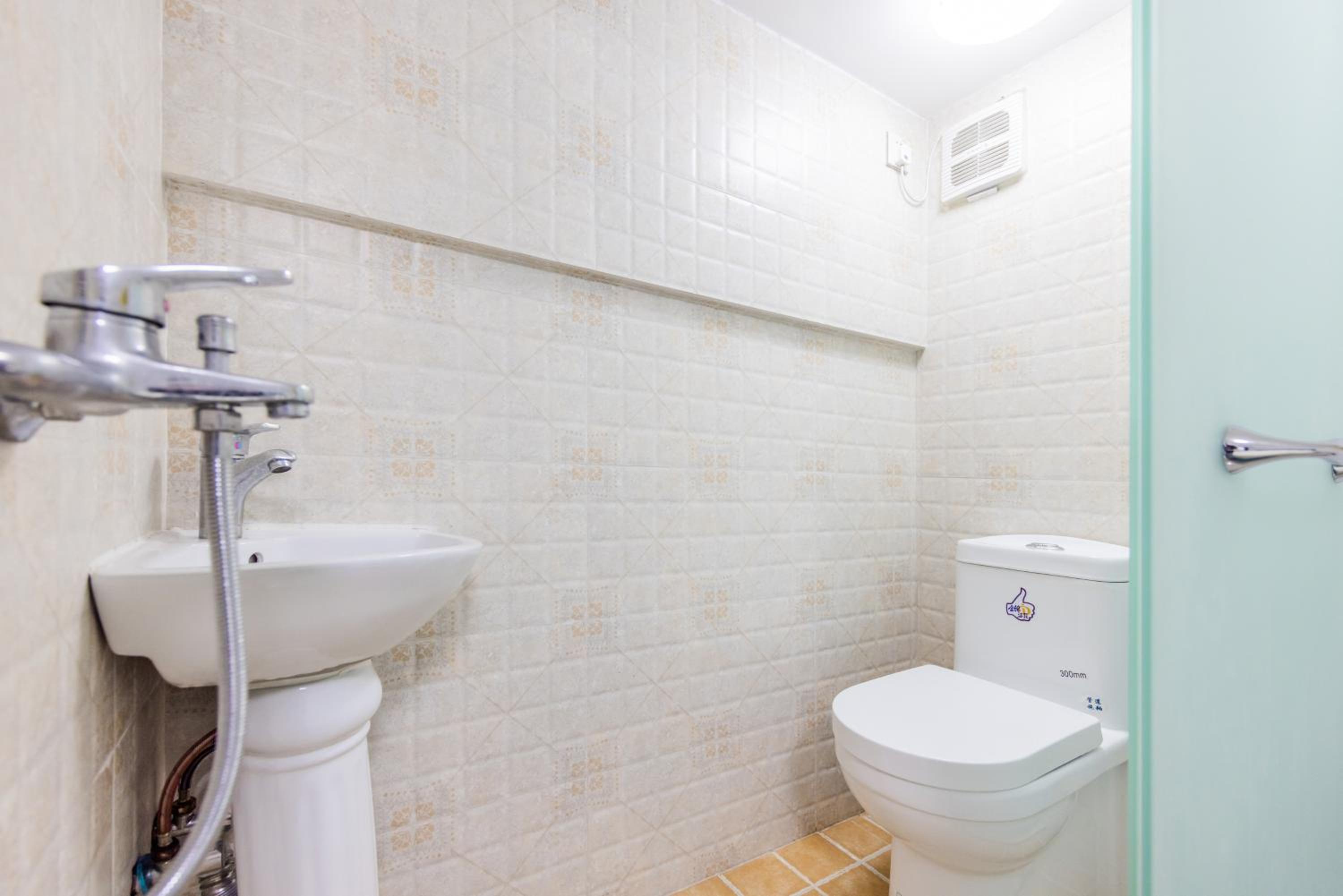Lavendar Duplex Apartment