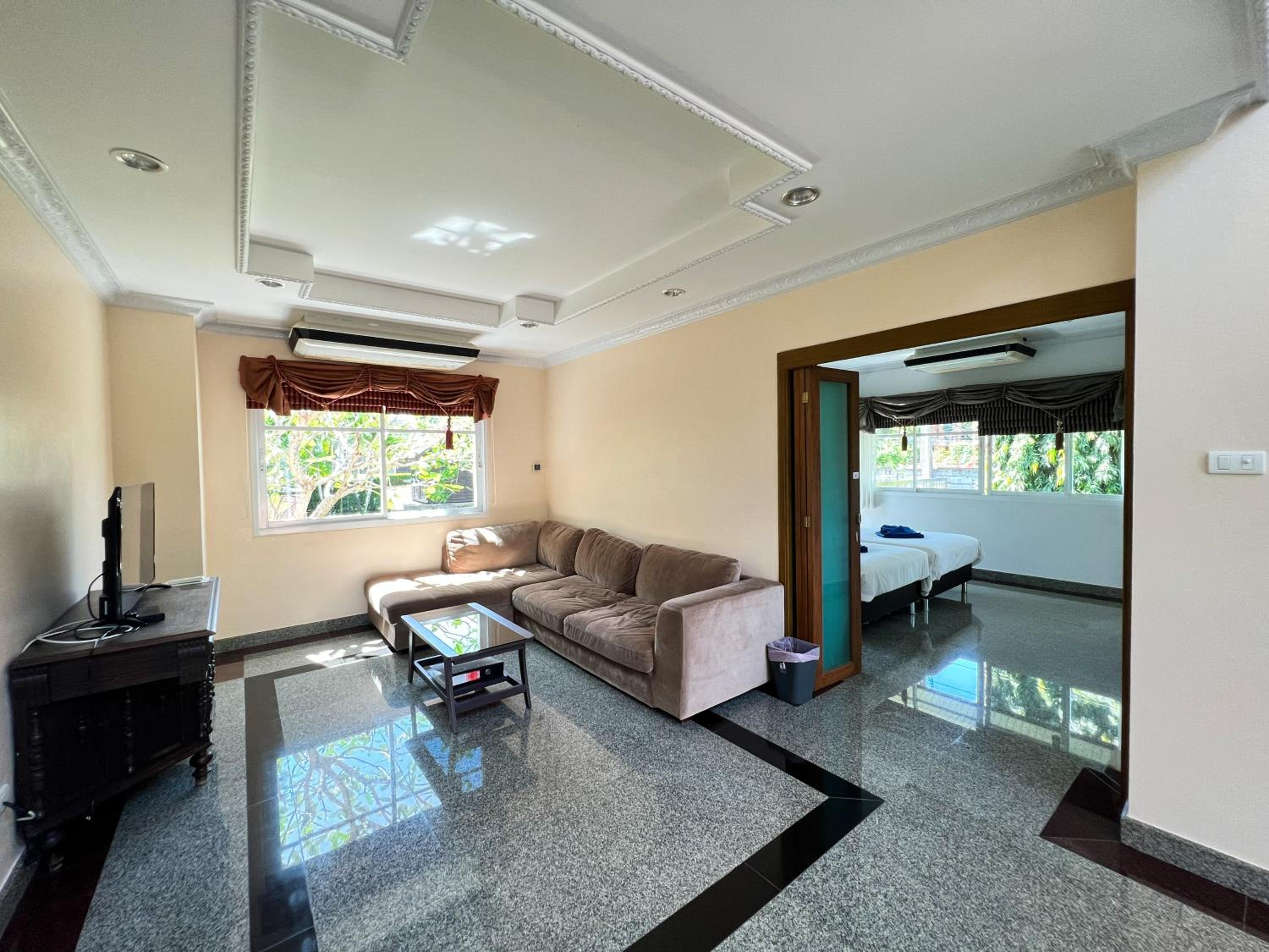Baan Faa Talaychan Resort