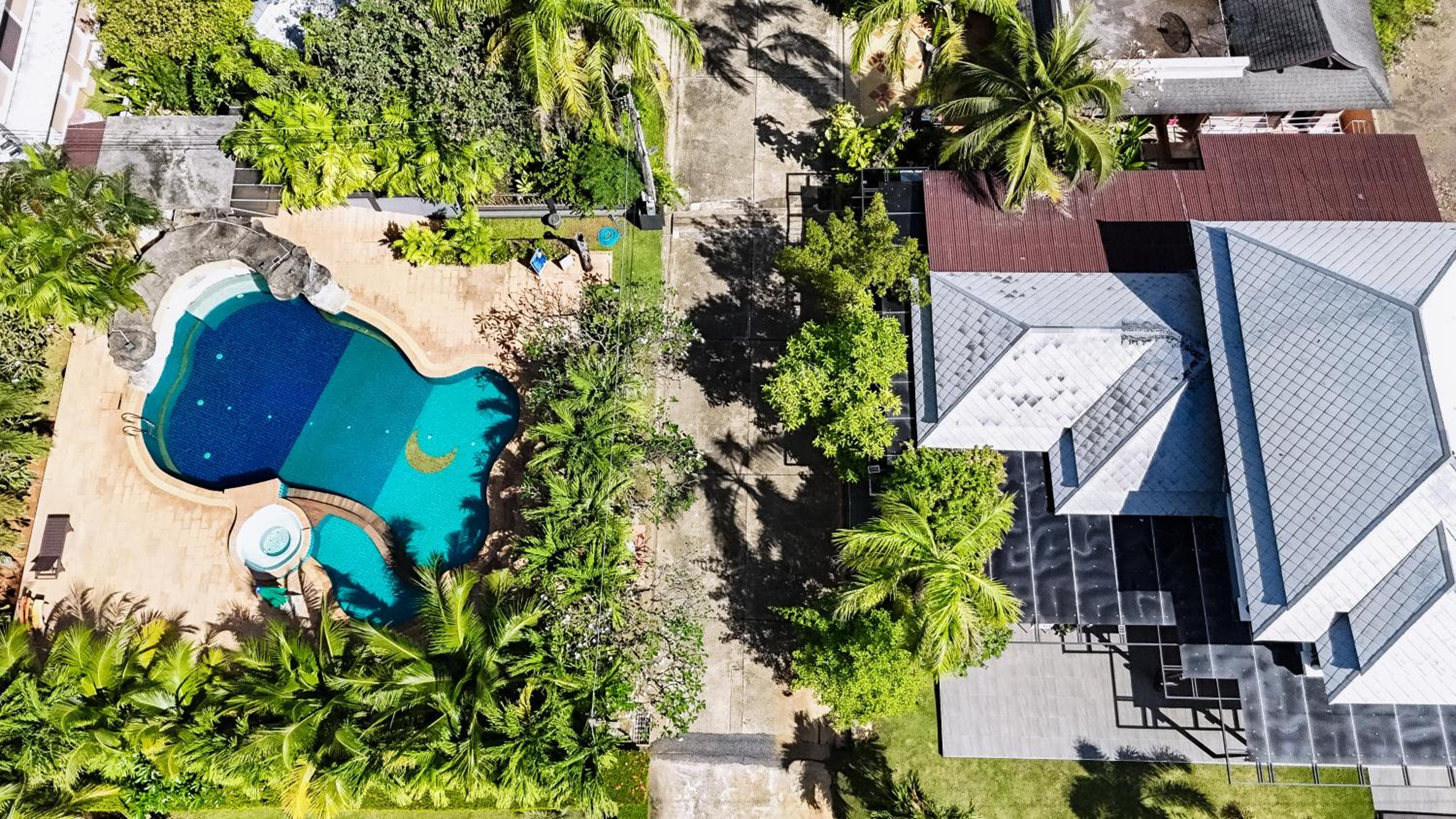 Baan Faa Talaychan Resort