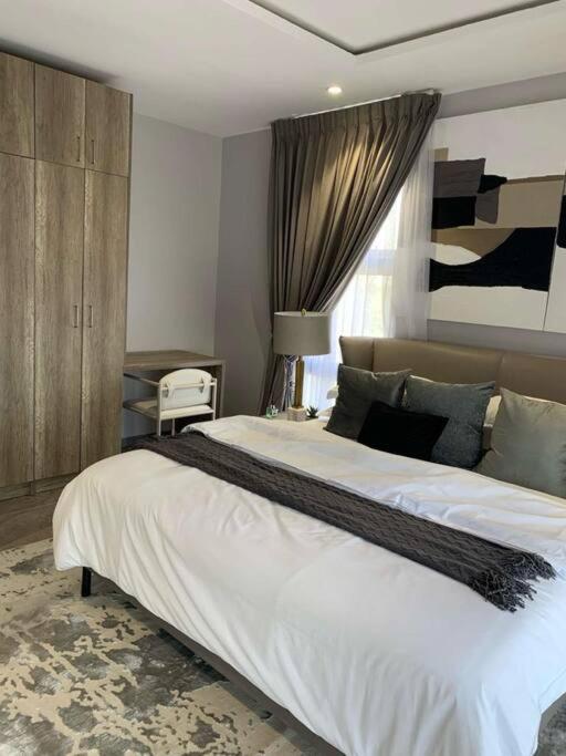 Cantonments Luxurious 1bedroom