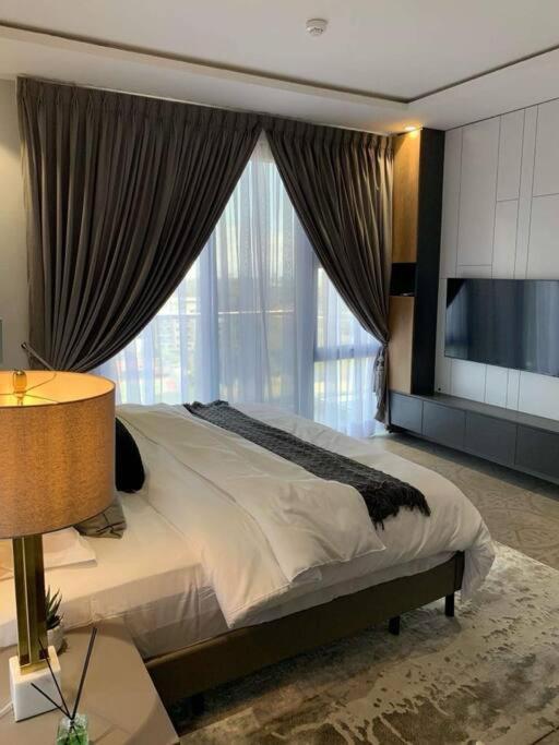 Cantonments Luxurious 1bedroom