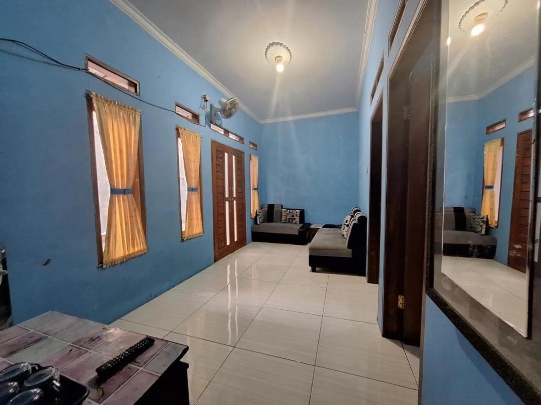 Home stay asri view 4