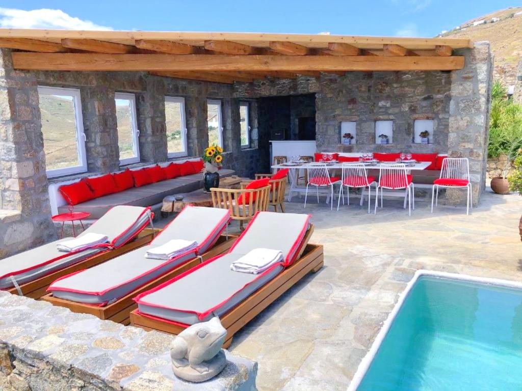 VILLA NAUTILIA - Luxury Villa with staff