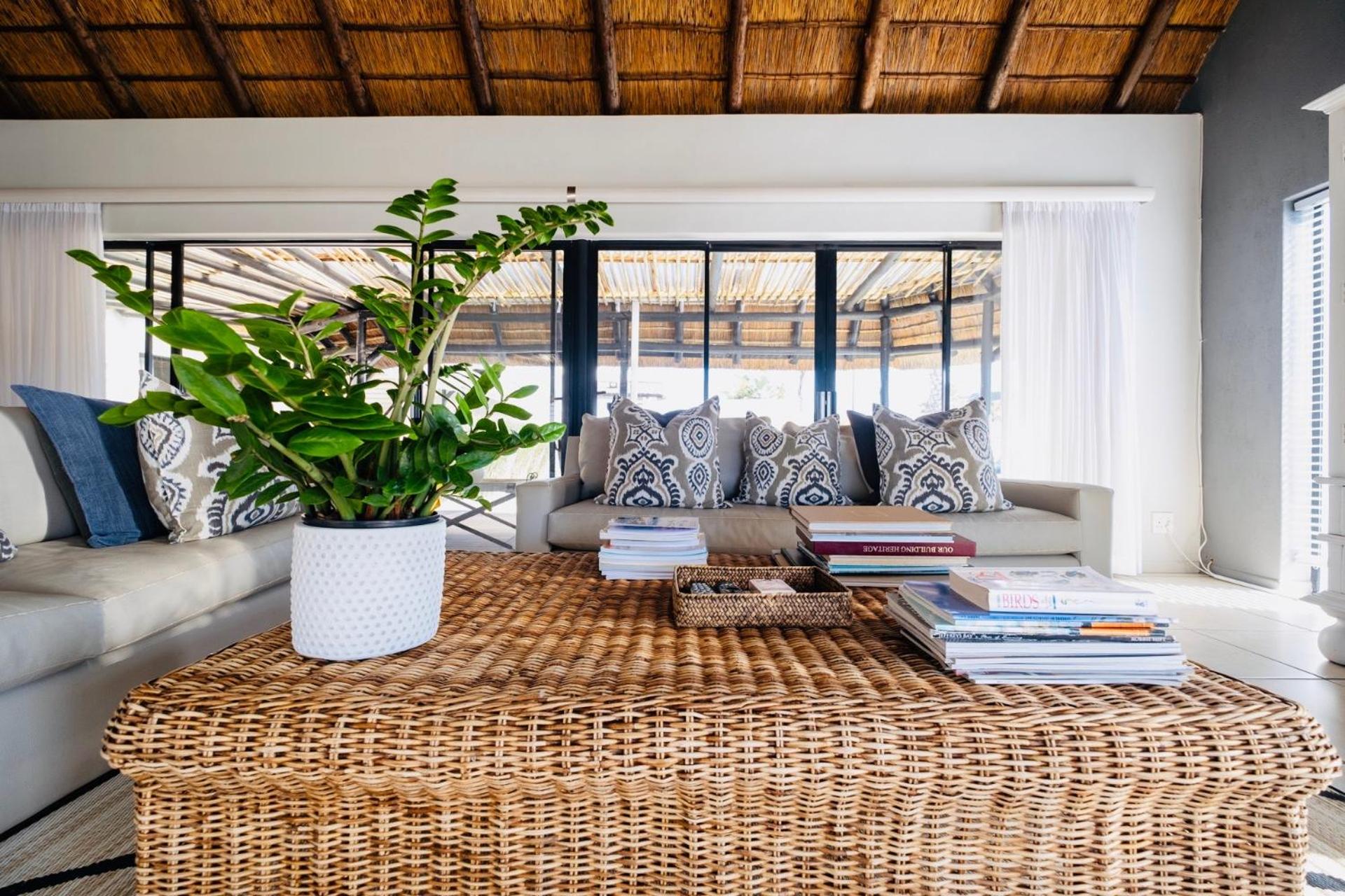 CANAL GUEST HOUSE - Waterfront Boutique B&B
