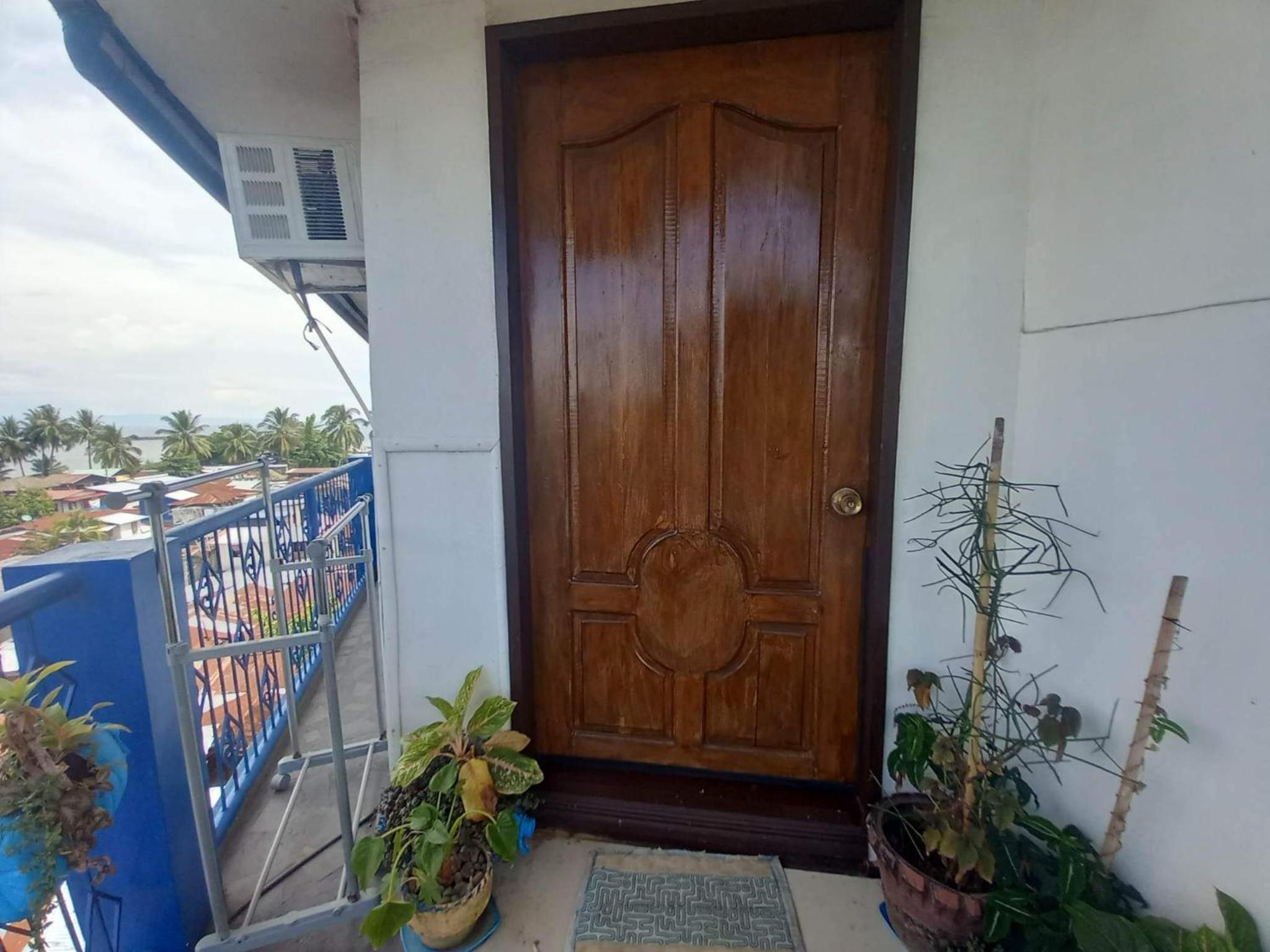 2 BR Condo Rentals, Toril view 5
