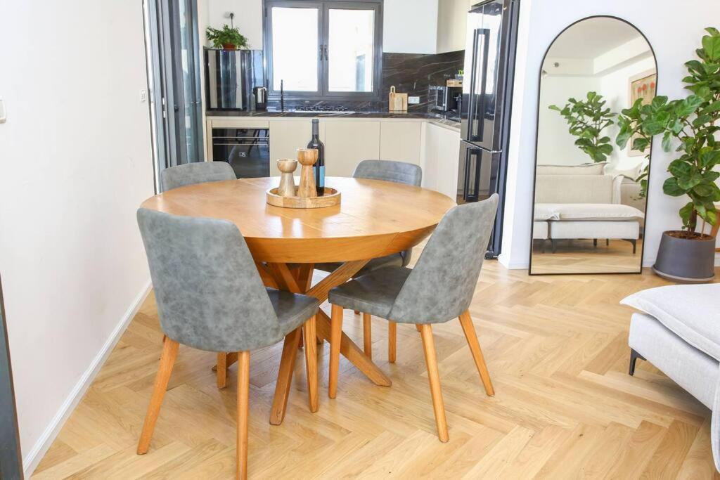 Ultra Luxury 3BR Beach Apartment