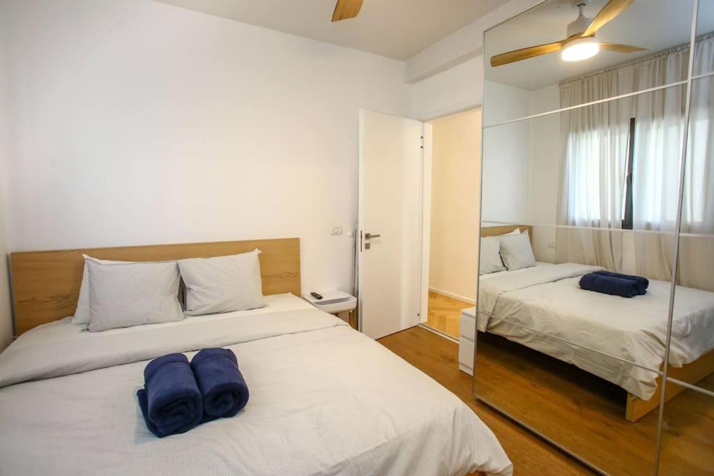 Ultra Luxury 3BR Beach Apartment
