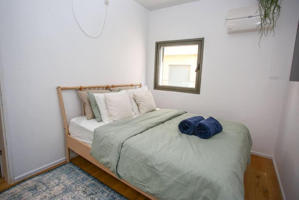 Ultra Luxury 3BR Beach Apartment