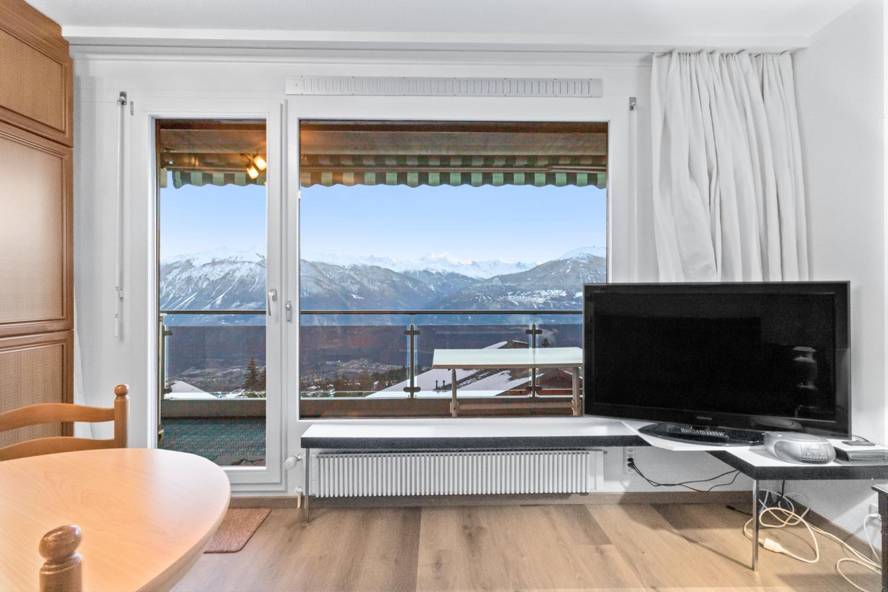 Logement avec vue époustouflante sur les montagnes