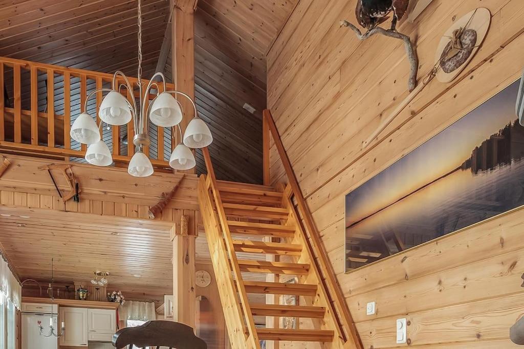Villa Ojala, a lovely cottage with own beach view 5