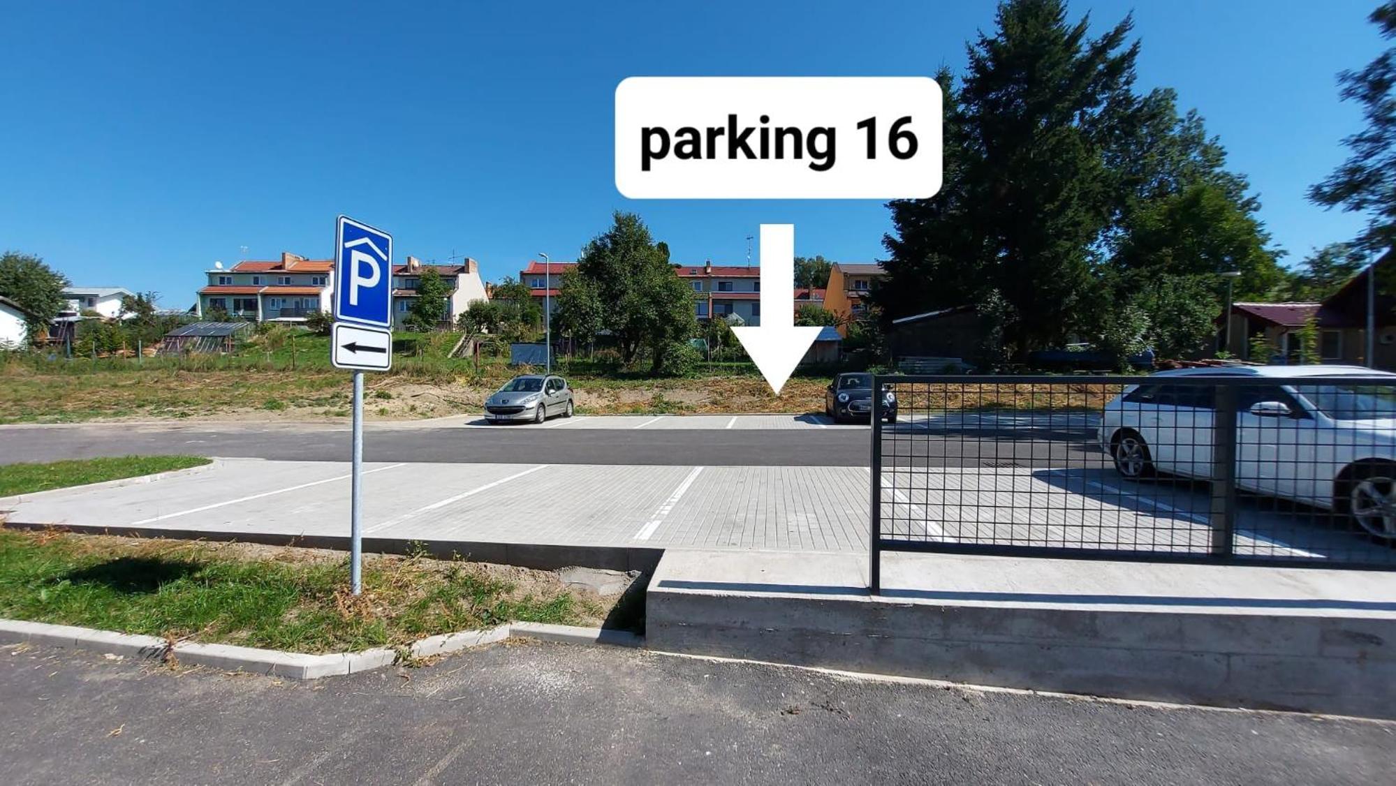 Lipno Apartments BERGMAX, Ski Areál Lipno 16min dojezd - Resort Malé Lipno s terasou a zahrádkou, parking free