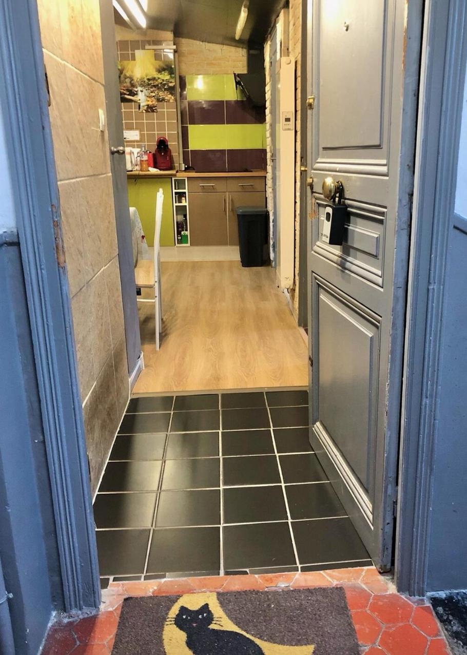 Apt 2-3 pces dans le Carre d Or a 290 m des plages photo 3