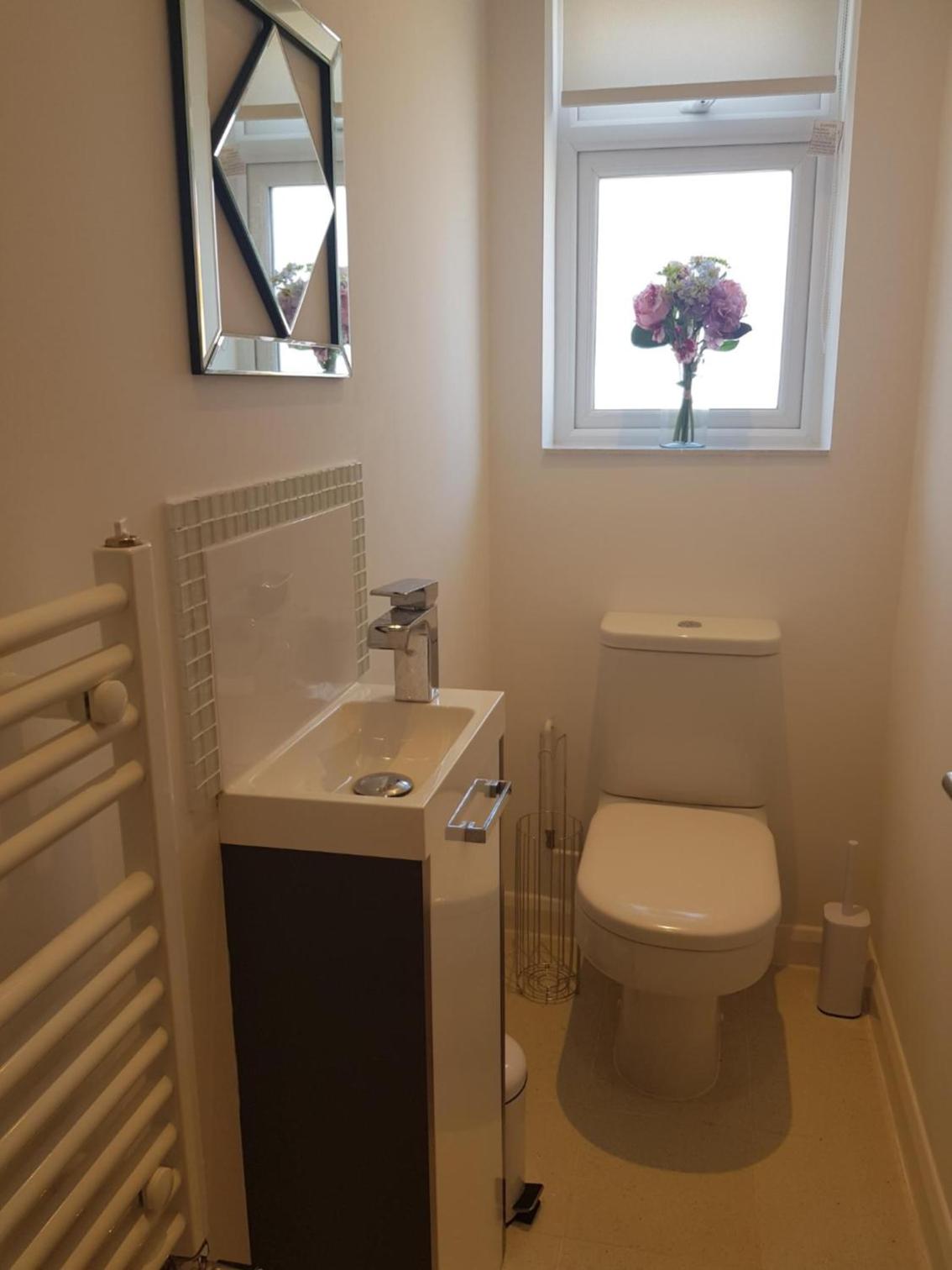 Beachfront 2 bed lux apart Milford on Sea, The New Forest view 2