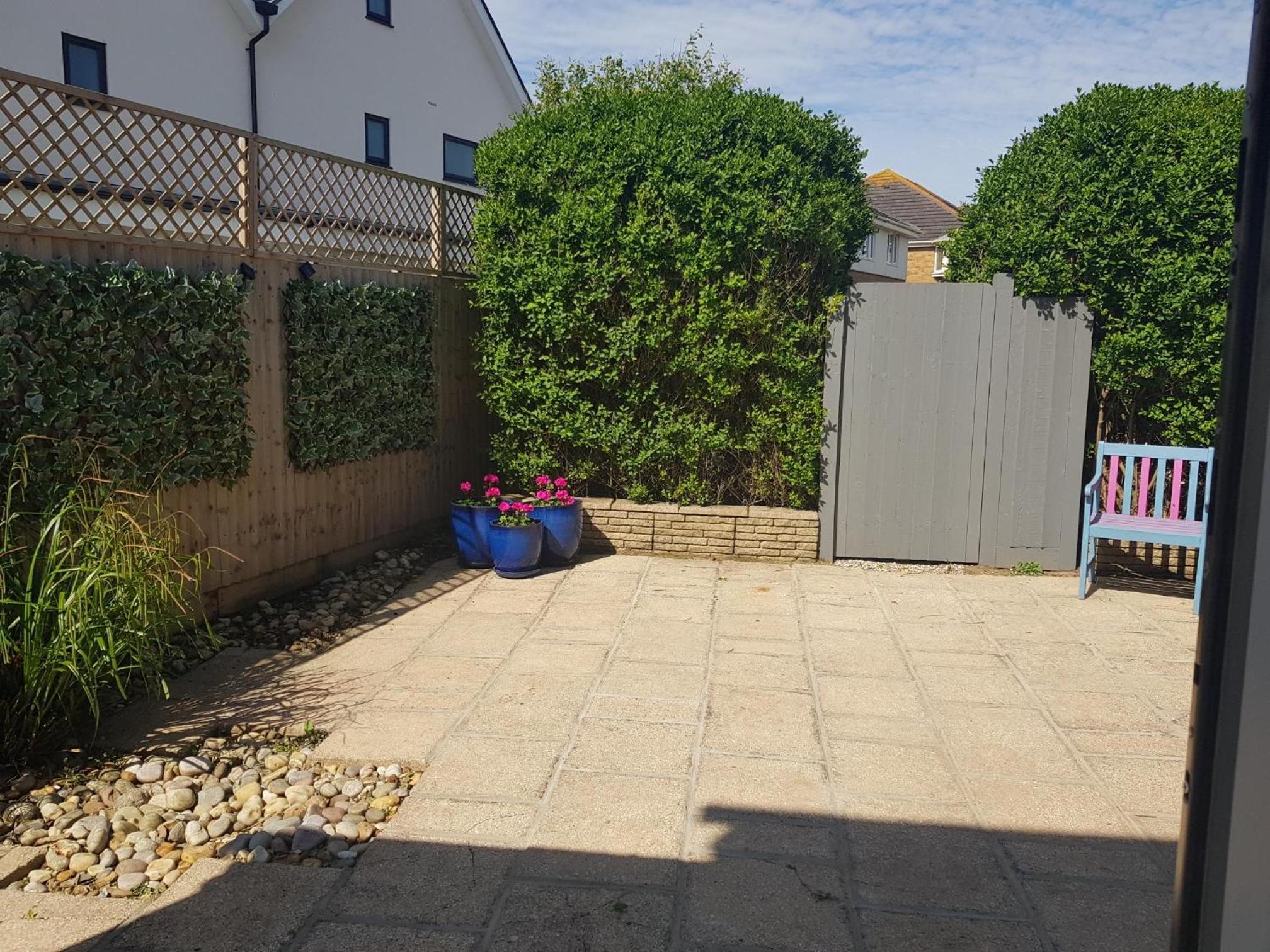 Beachfront 2 bed lux apart Milford on Sea, The New Forest view 5