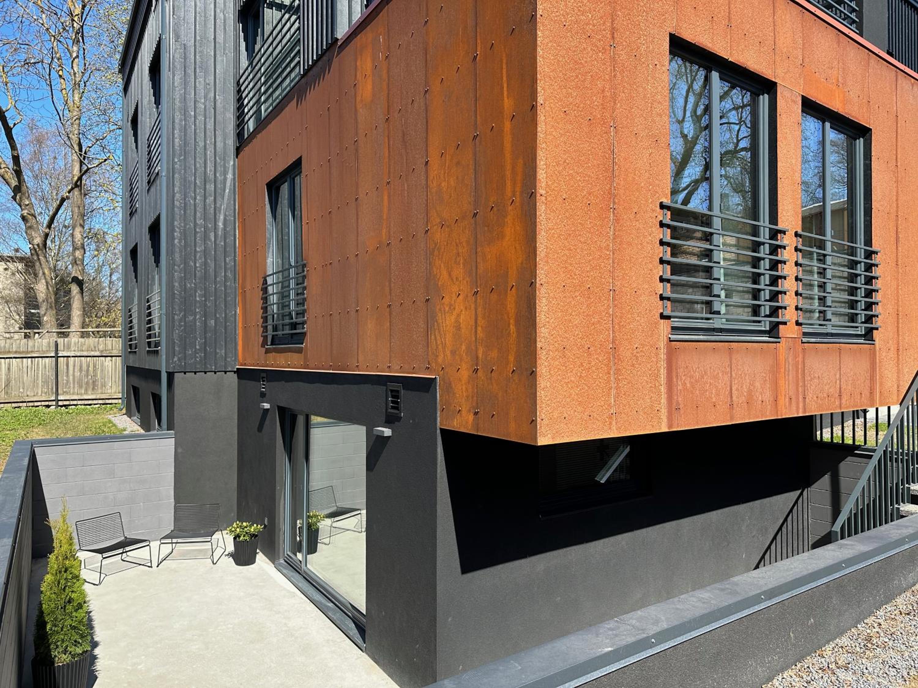 Brand New Apartments with Balcony and Free Parking