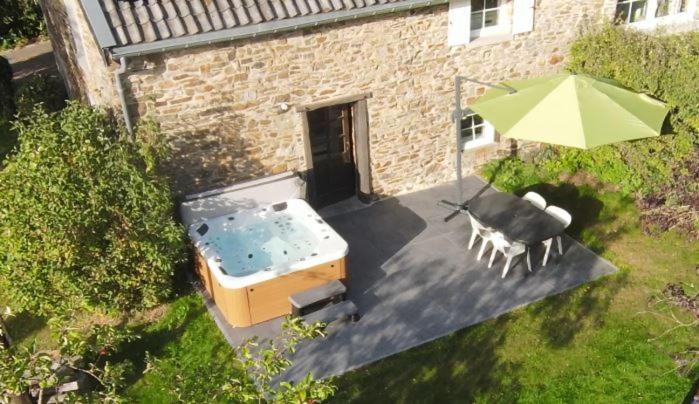 Gite Ardennes Au coin du feu jacuzzi sauna et nature