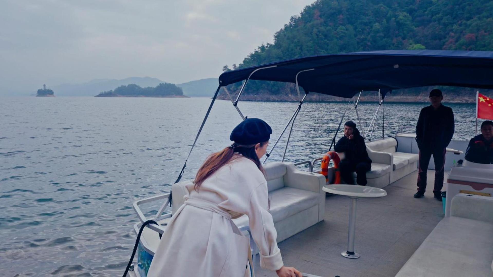 Villa Party Private Yacht Film Base - Dokdo House
