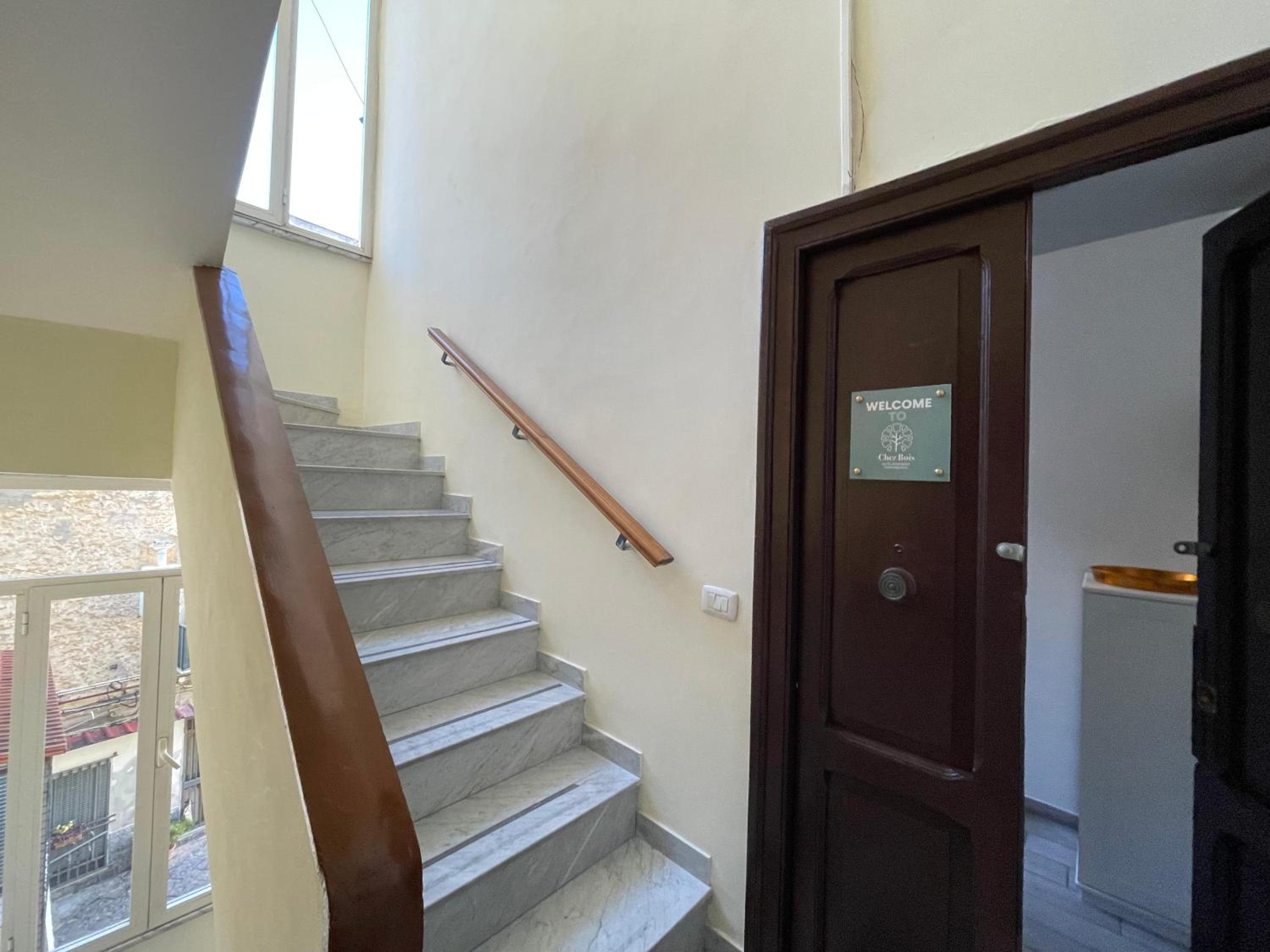 Chez Bois - Suite Apartment Capodimonte