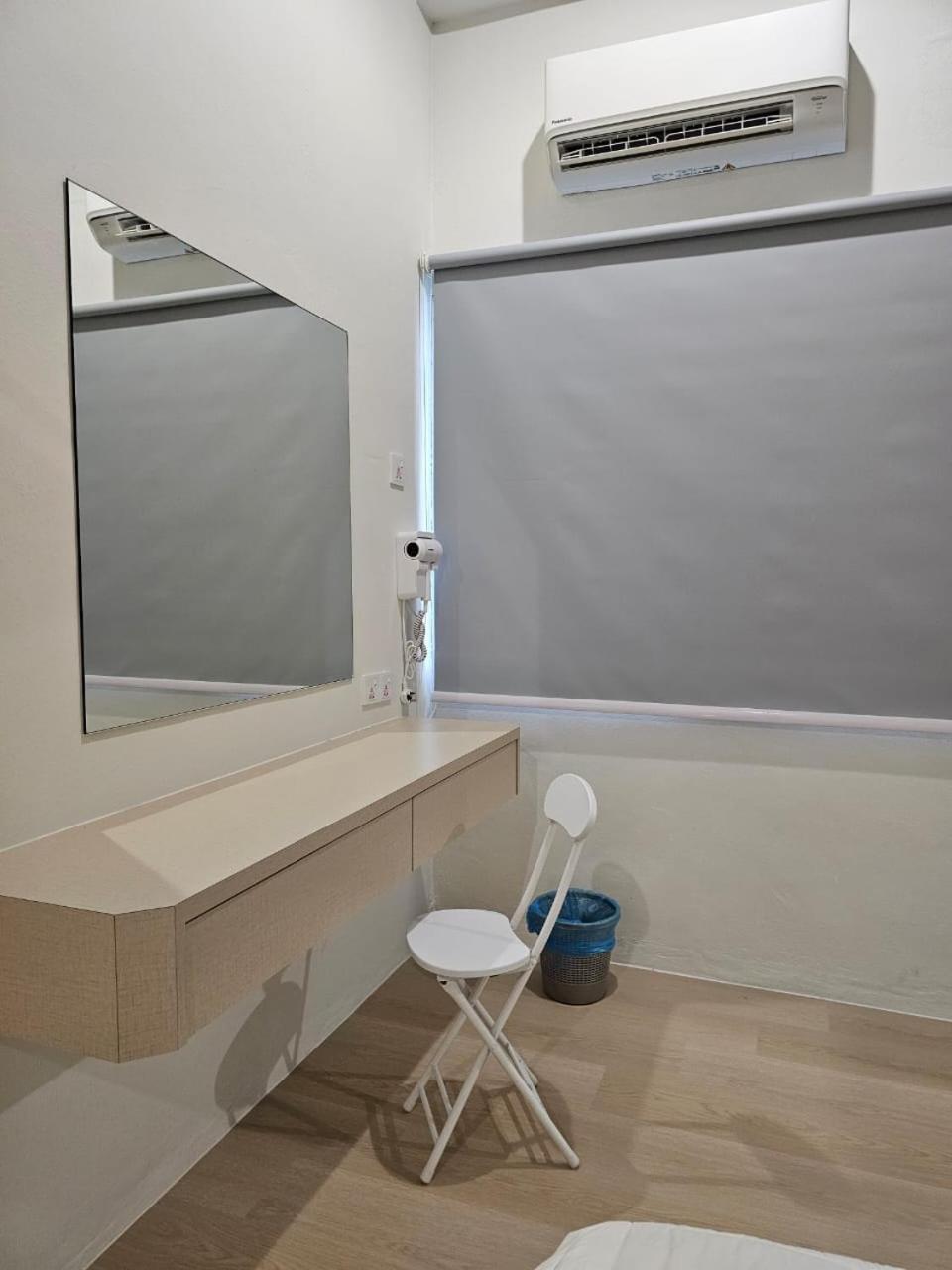 Photo 44