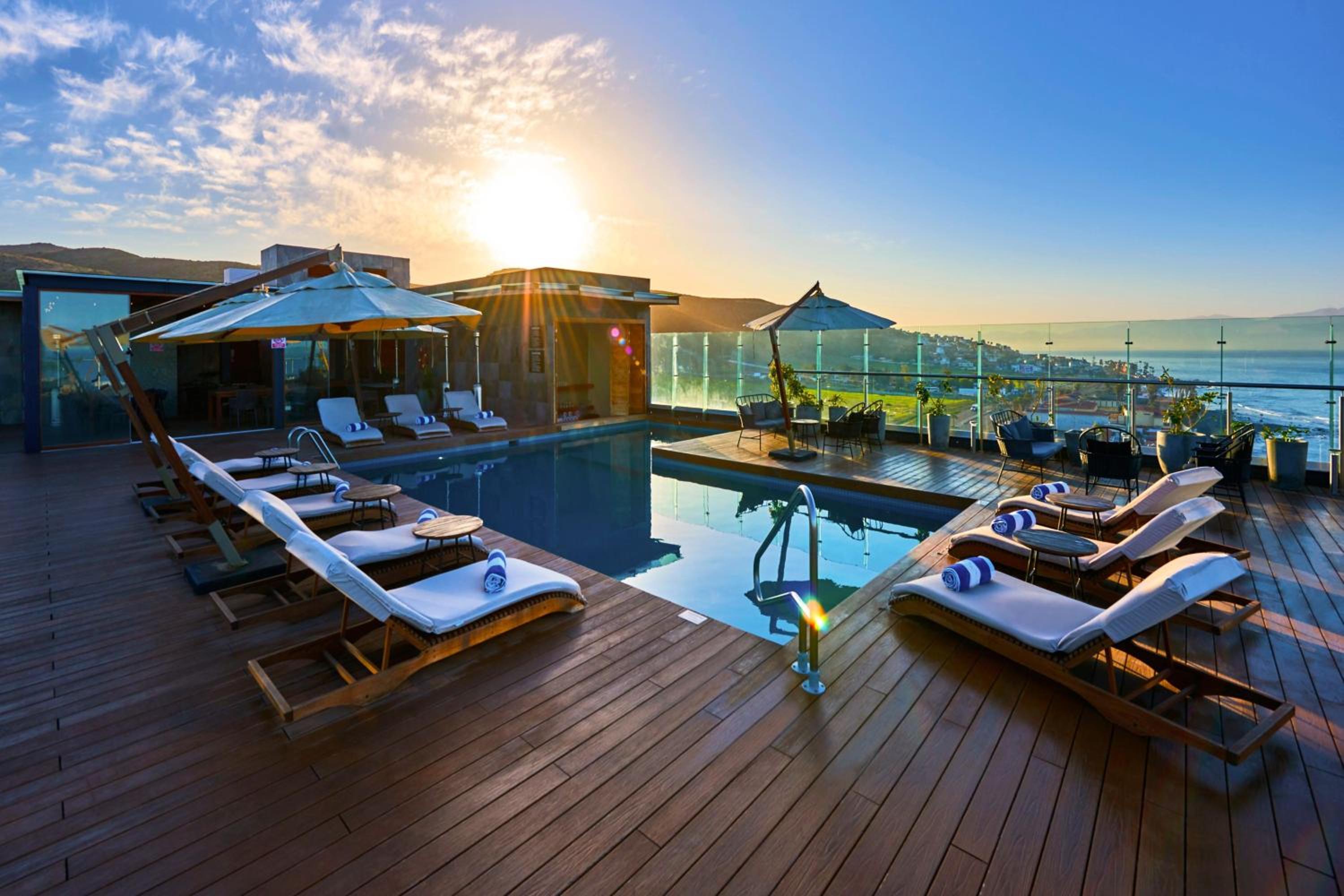 Ensenada Vacations - City Express Plus by Marriott Ensenada - Property Image 2