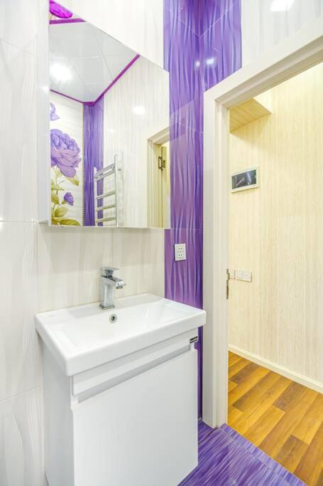 Baku Apartment Kolorit Nizami str,