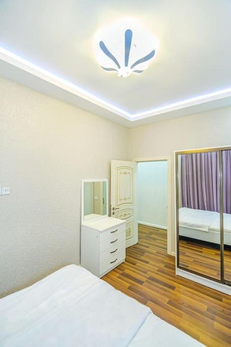 Baku Apartment Kolorit Nizami str,